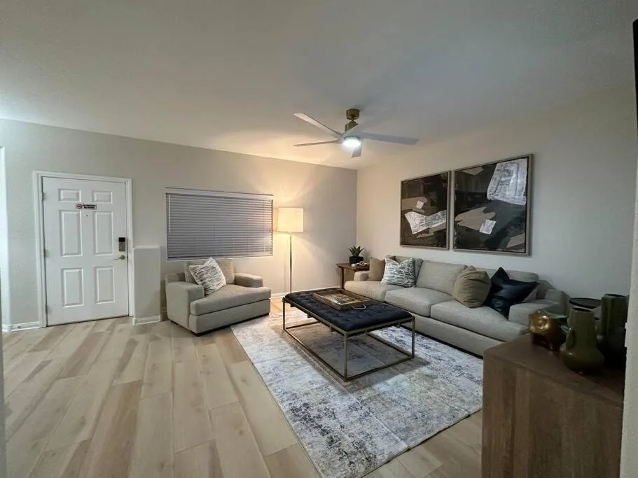 Mesquite Retreat 2 Bd Condo by Cool Properties LLC