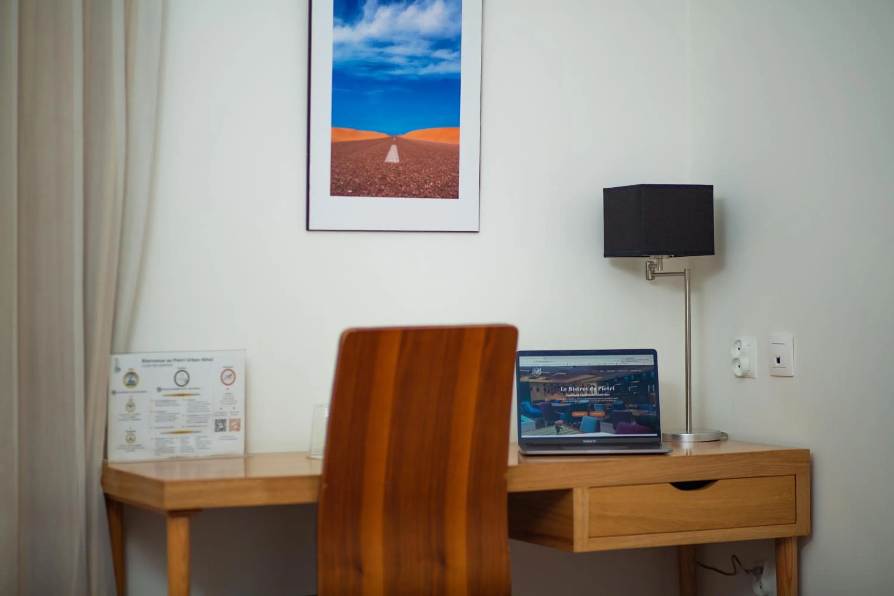 hair dresser in Le Pietri Urban Hotel