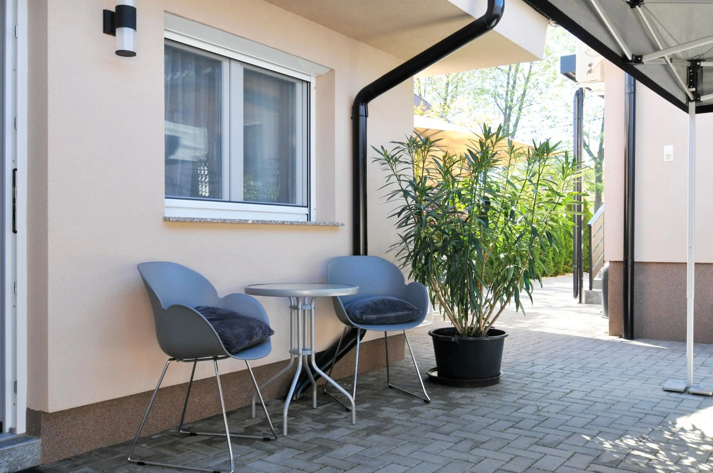 Silver Beach Apartments