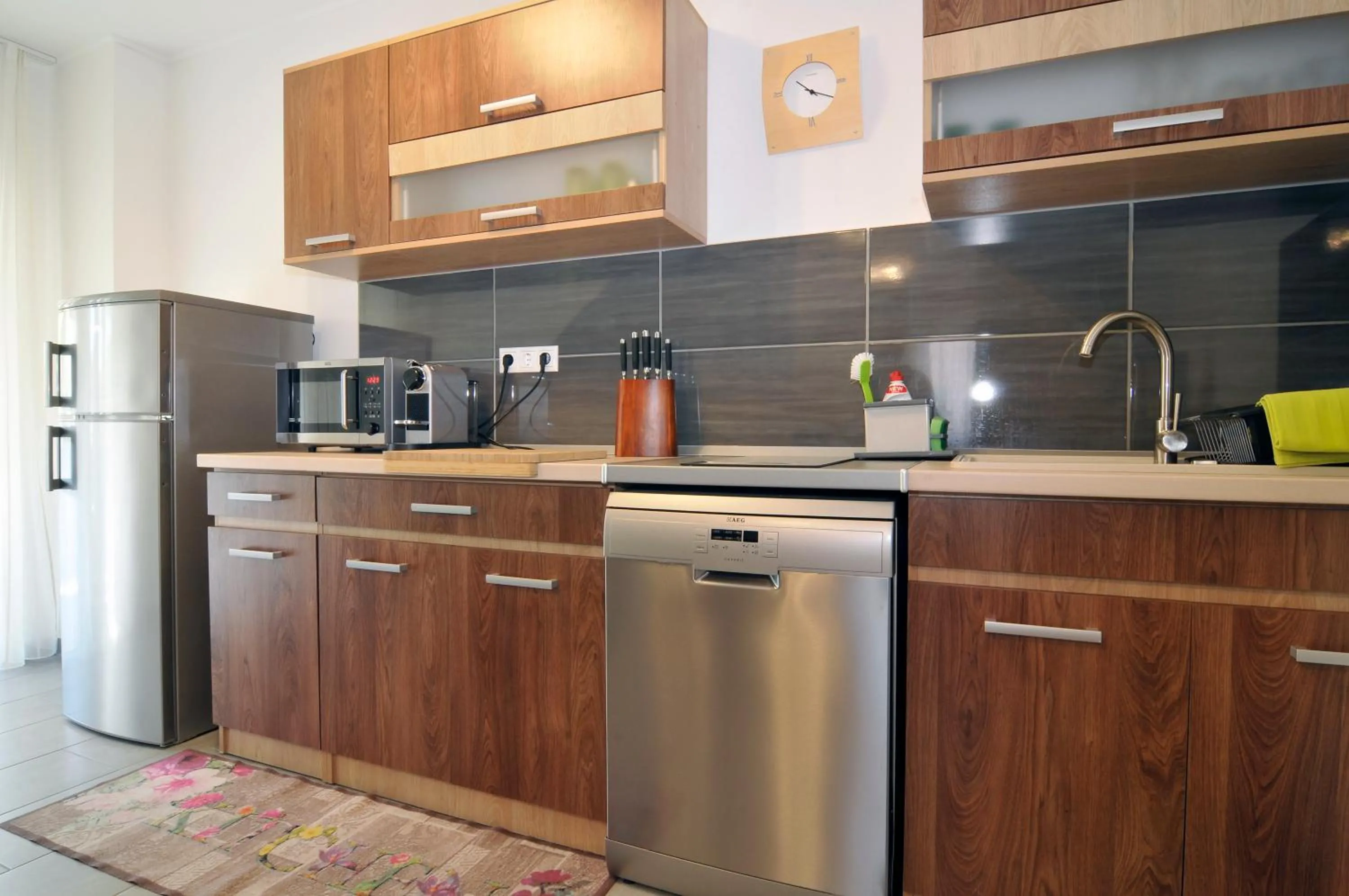 Silver Beach Apartments