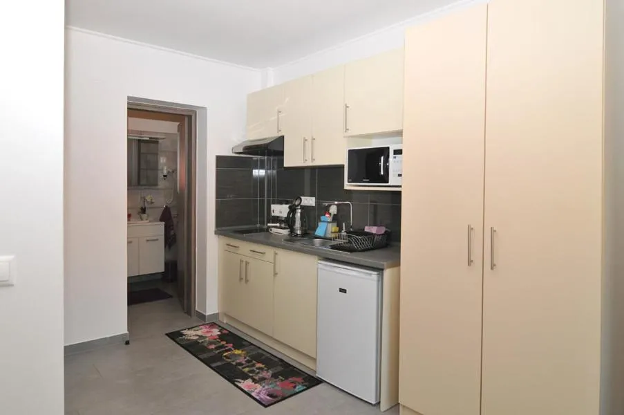 Silver Beach Apartments