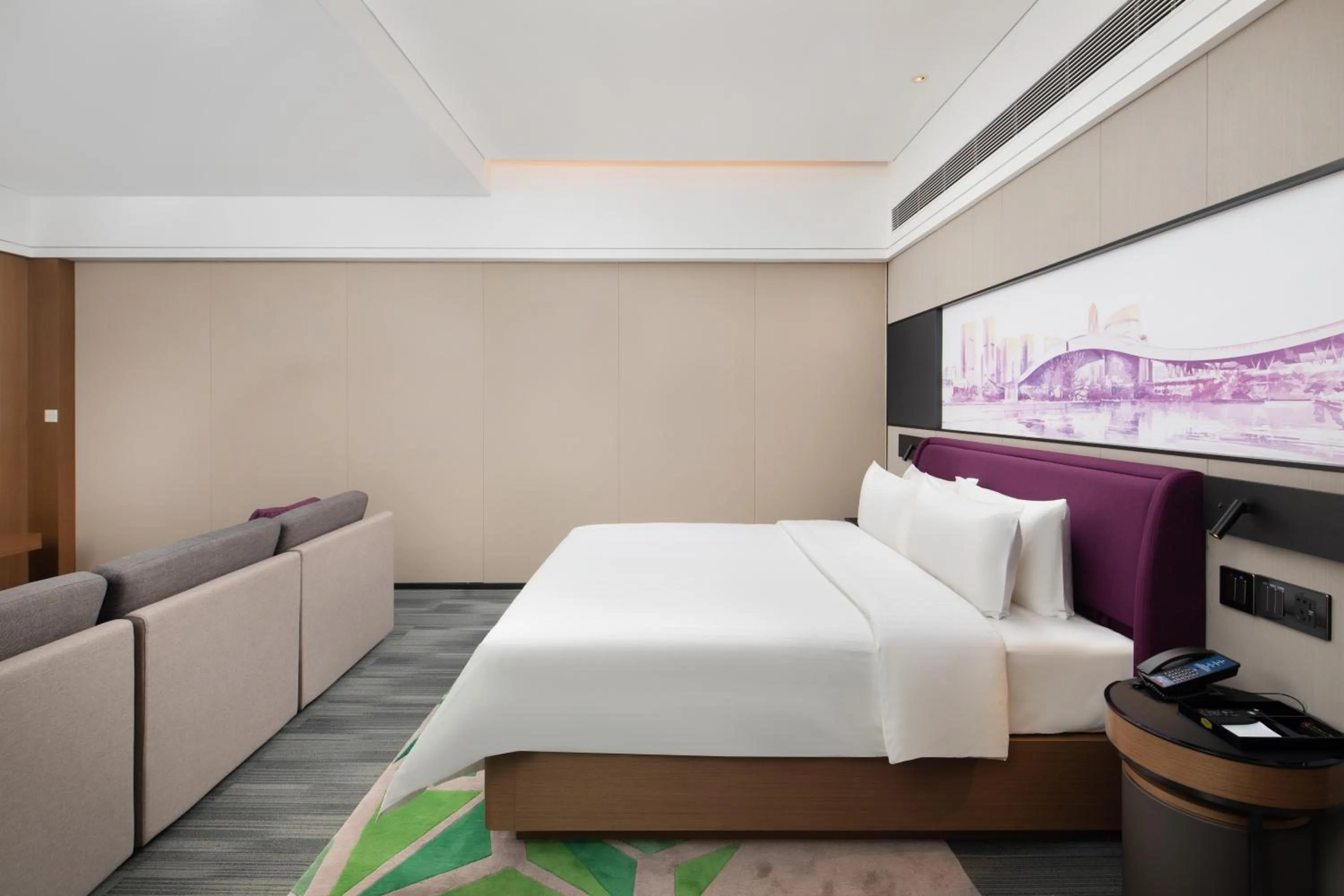 Bed in Hampton by Hilton Shenzhen Baoan Stadium