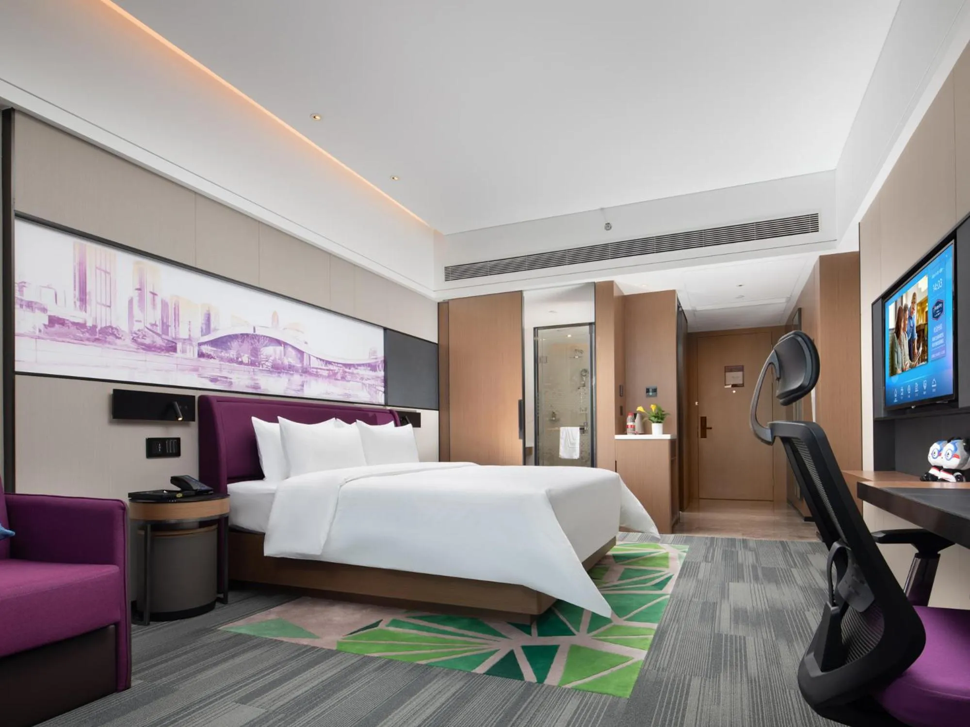 Bedroom, Bed in Hampton by Hilton Shenzhen Baoan Stadium