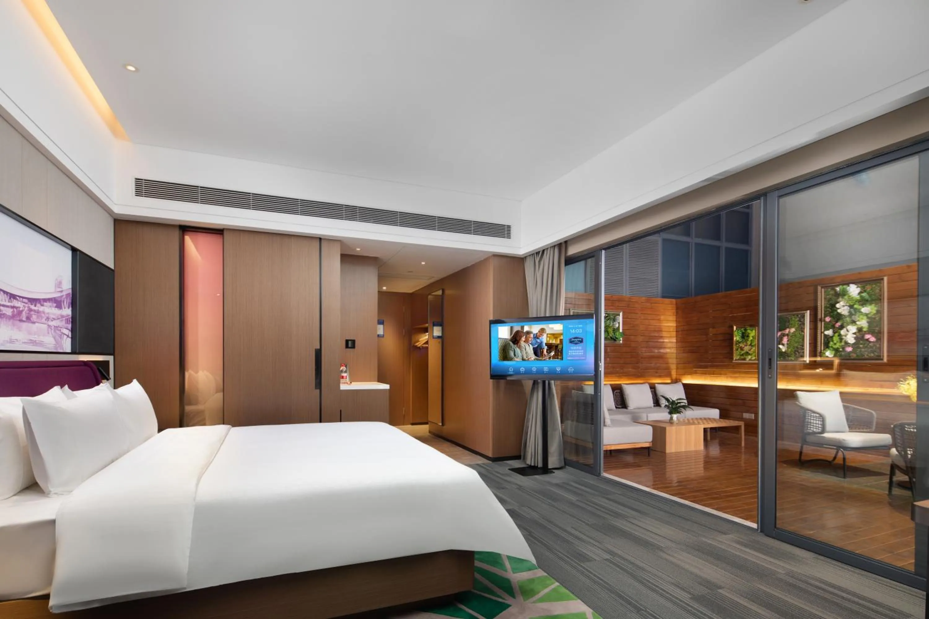 Bed in Hampton by Hilton Shenzhen Baoan Stadium