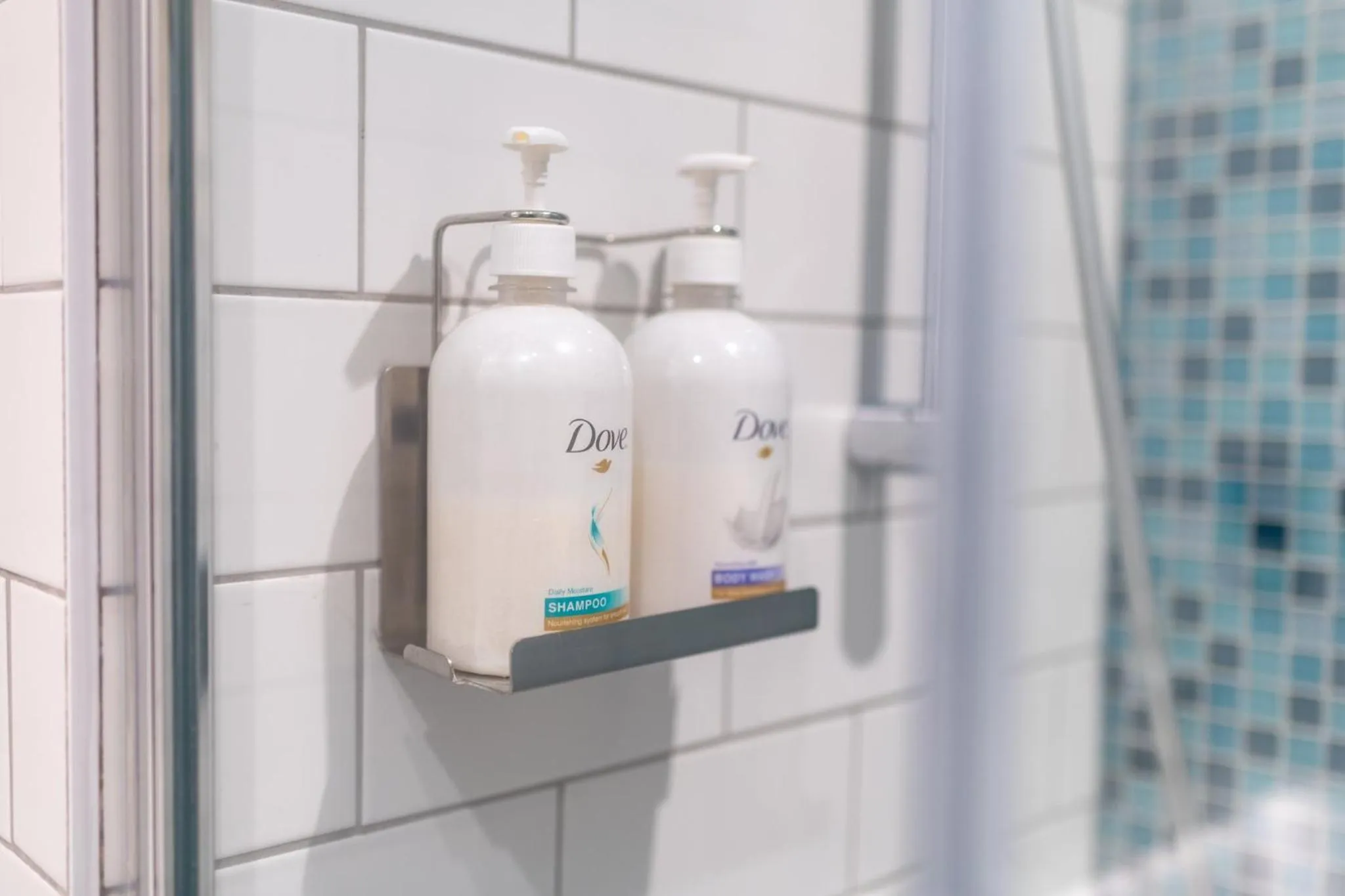 Bathroom in Holiday Inn Ashford - North A20 by IHG