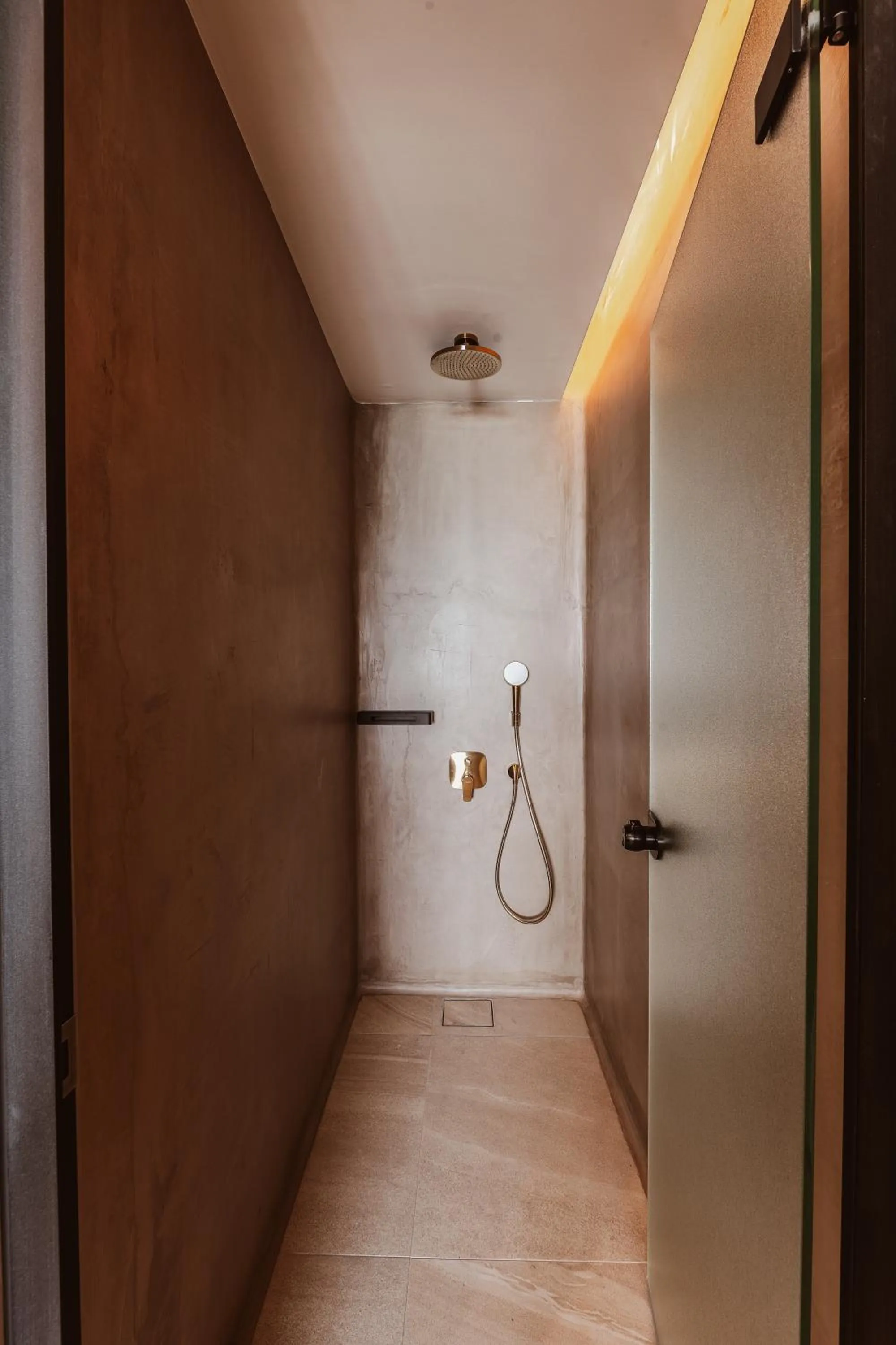 Kaliva Suites - Adults Only