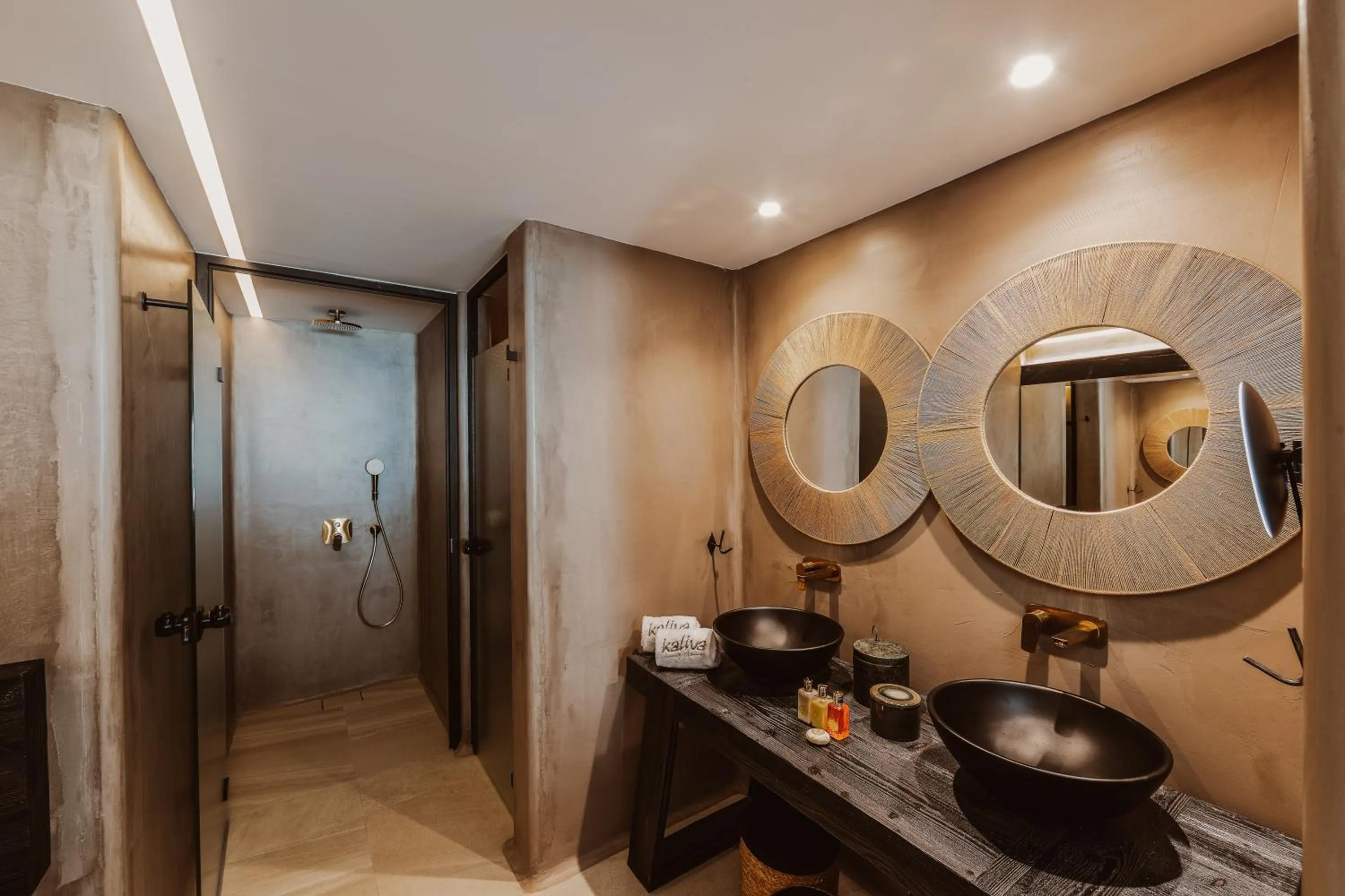 Kaliva Suites - Adults Only