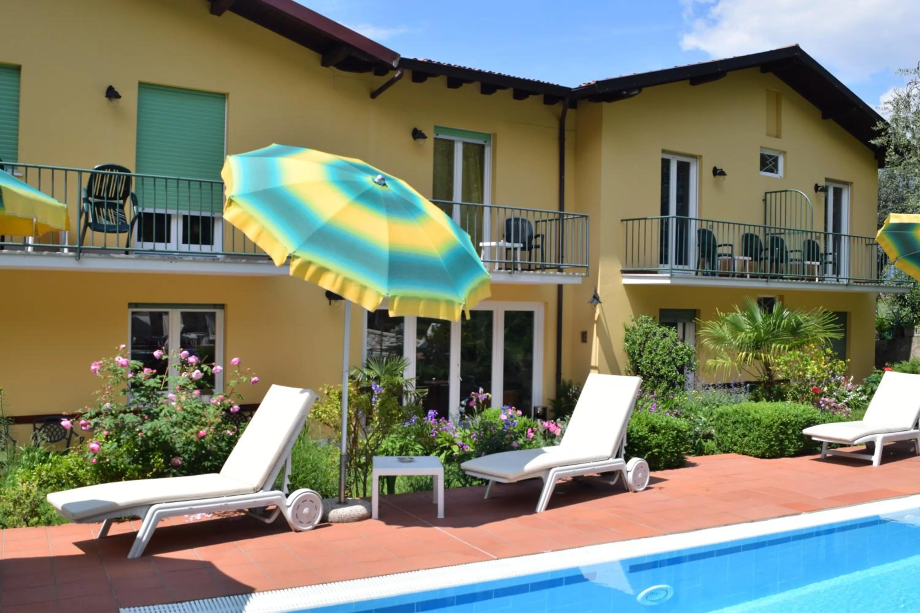 Property building in Hotel Casa Popi