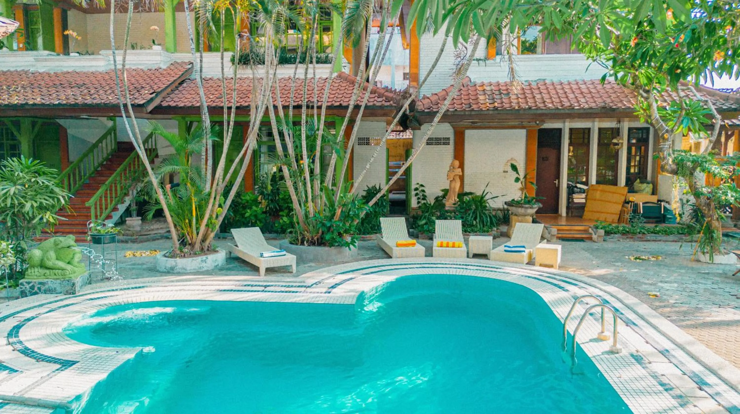 Swimming pool in BS Home