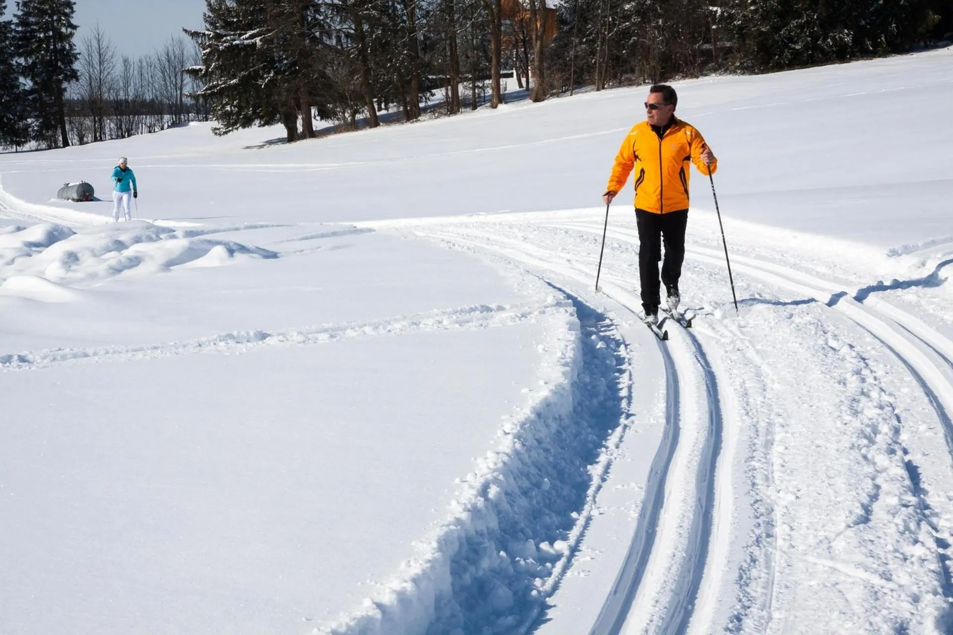 Skiing in Tolasudolsa Rooms, Breakfast & Mountain Bike