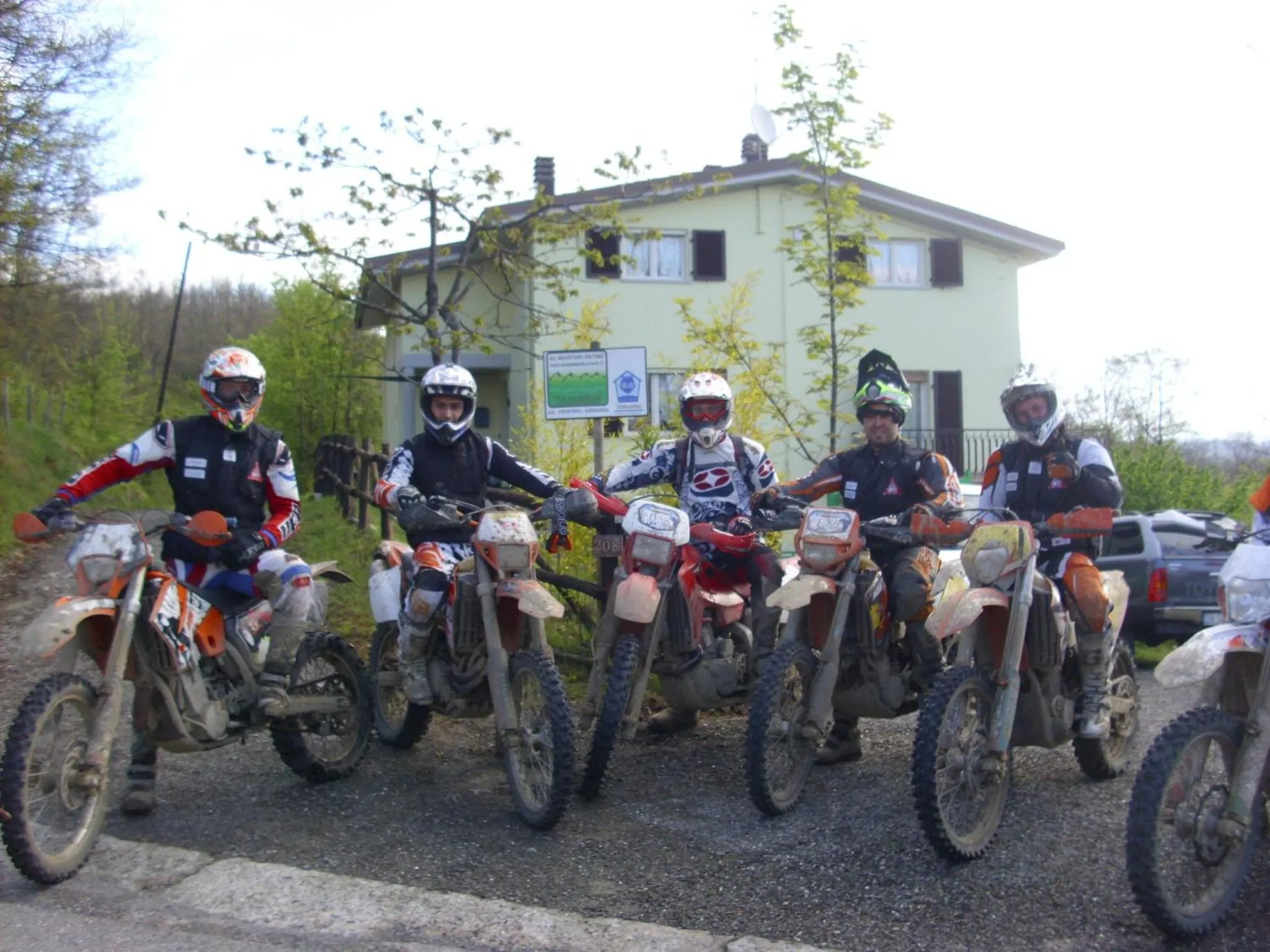 Spring in Tolasudolsa Rooms, Breakfast & Mountain Bike