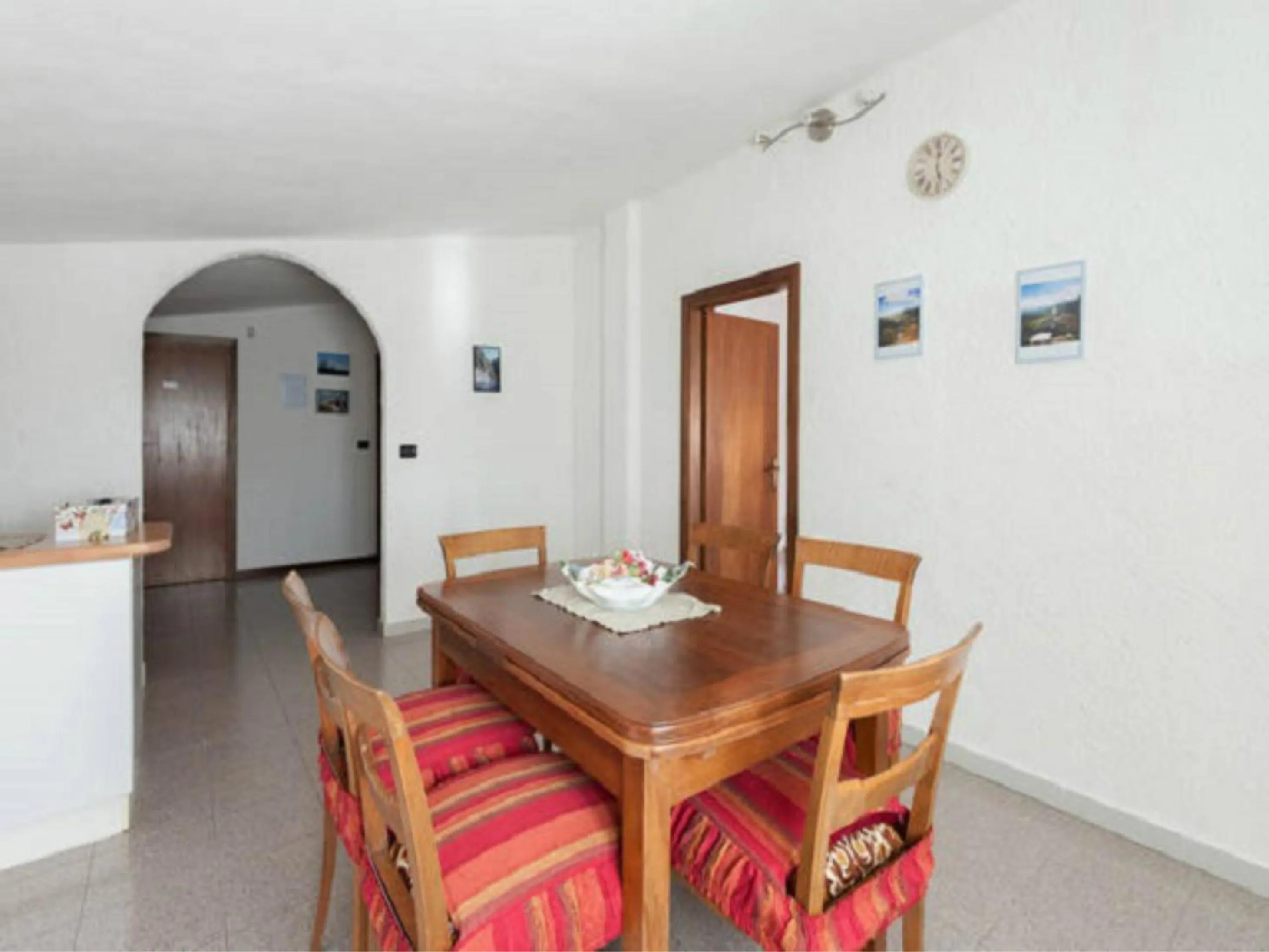 Restaurant/places to eat in Tolasudolsa Rooms, Breakfast & Mountain Bike