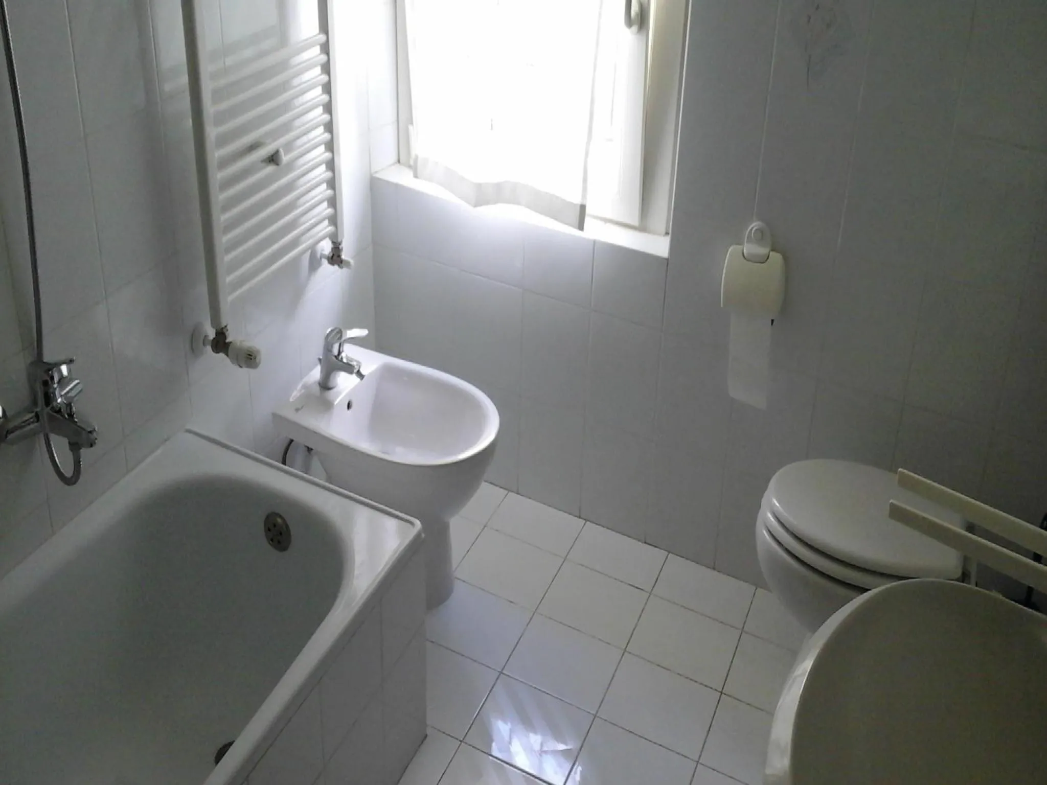 Toilet in Tolasudolsa Rooms, Breakfast & Mountain Bike