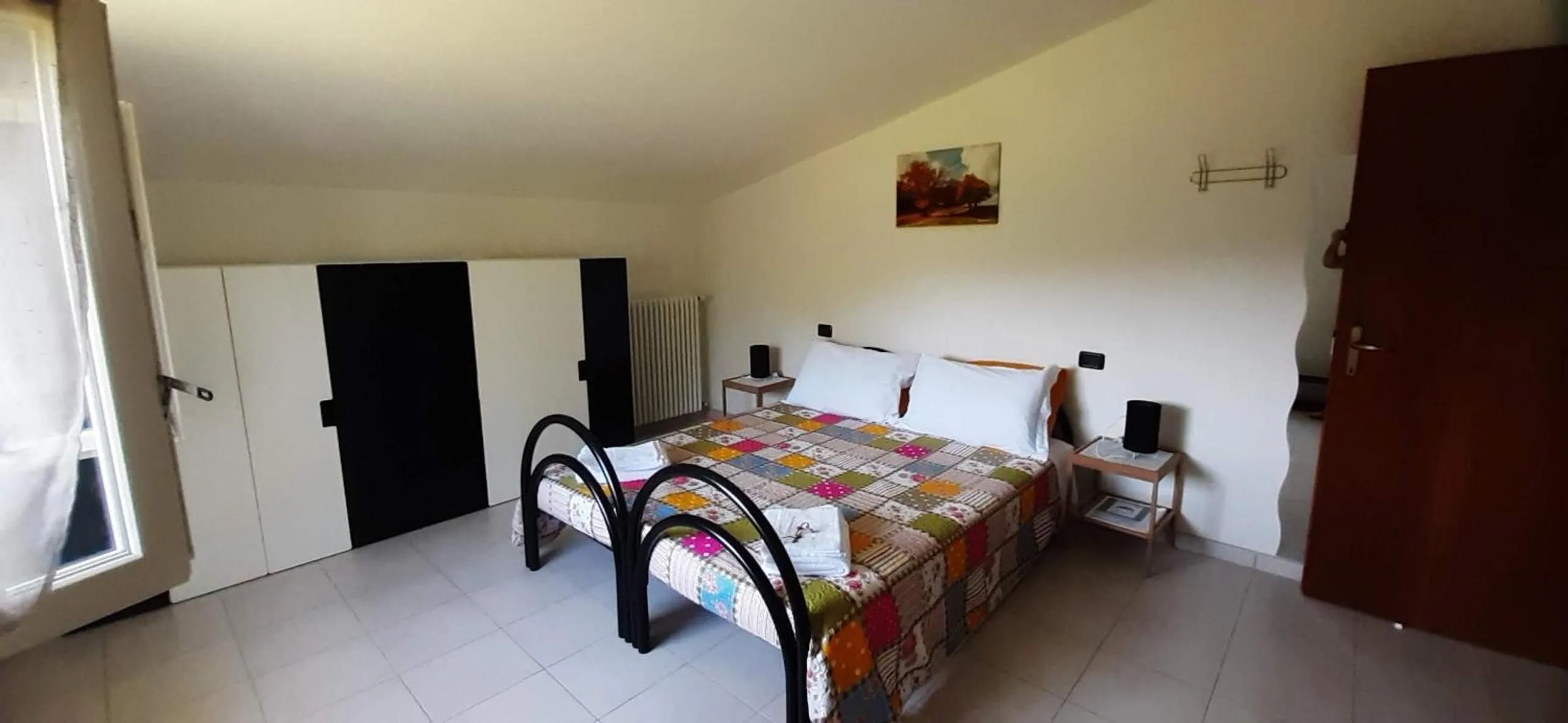 Photo of the whole room, Bed in Tolasudolsa Rooms, Breakfast & Mountain Bike