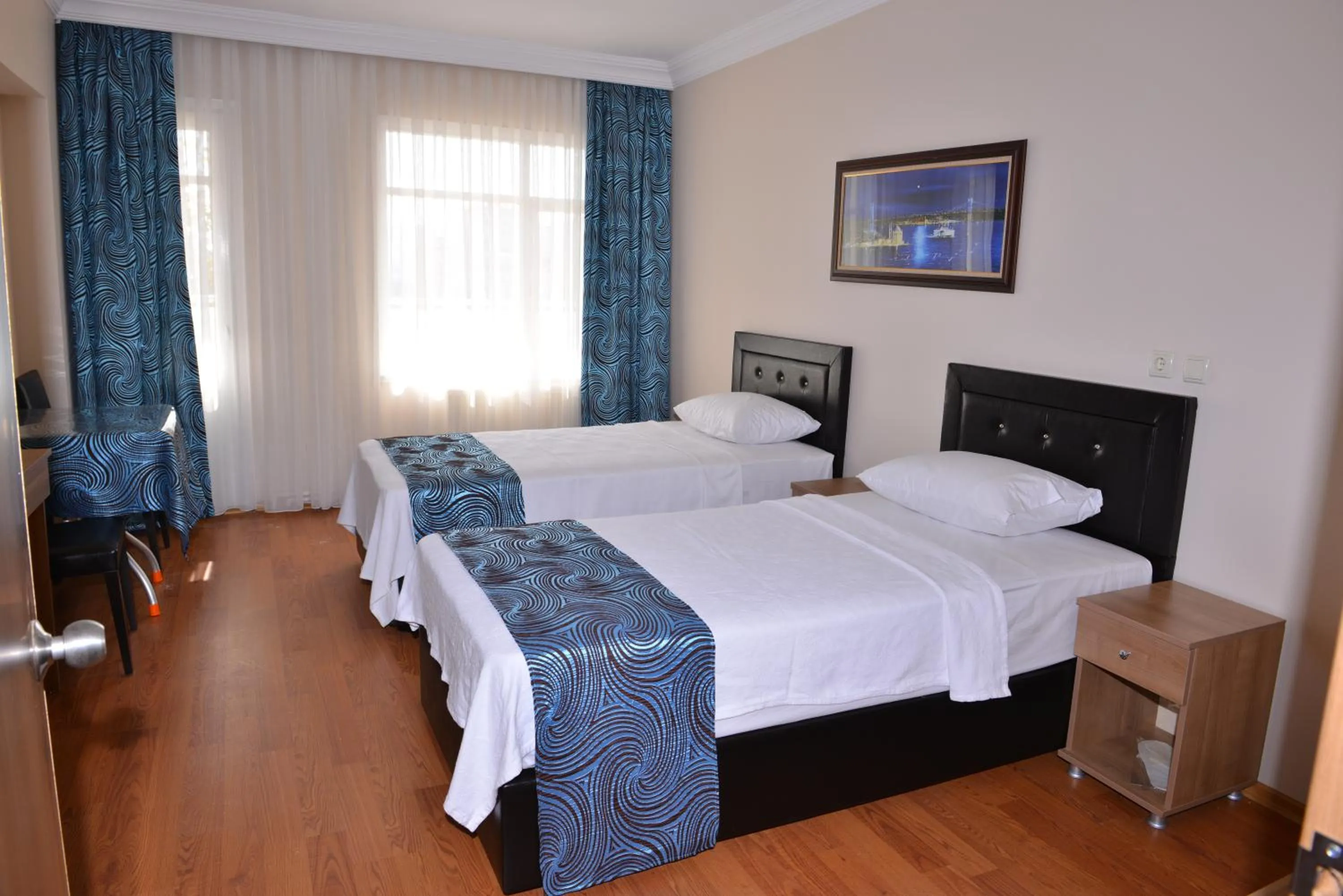 Photo of the whole room, Bed in Emsa Otel Maltepedeki Eviniz