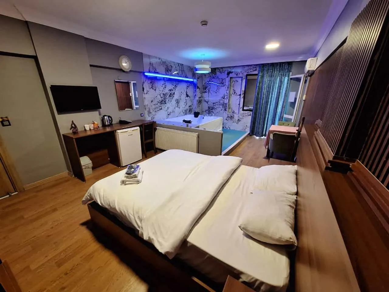 Bed in Emsa Otel Maltepedeki Eviniz