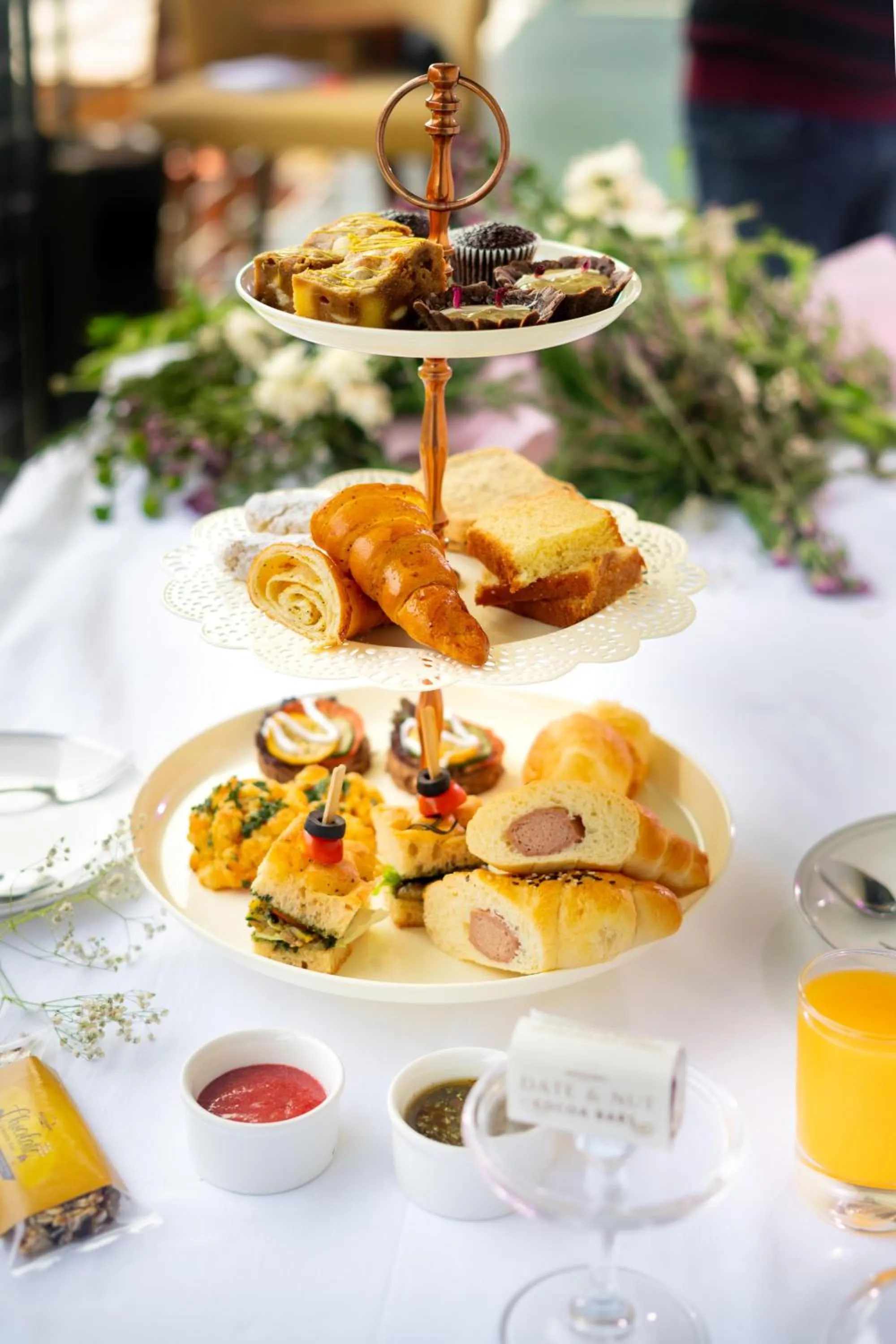 Breakfast in The Palomar By Crossway