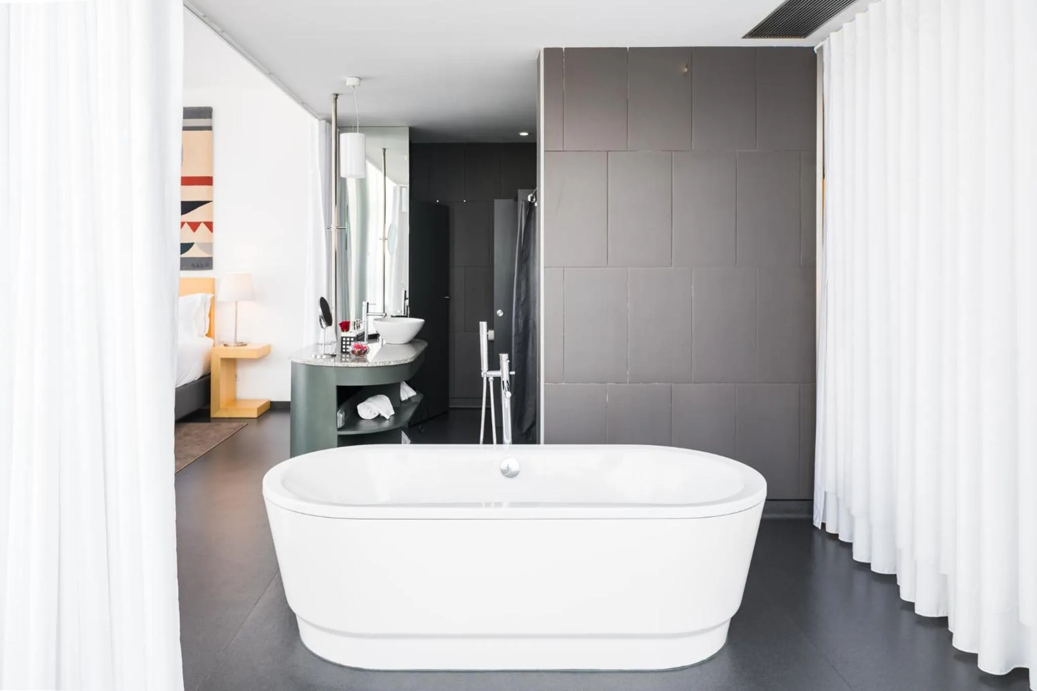 Toilet in Boticas Hotel Art & SPA