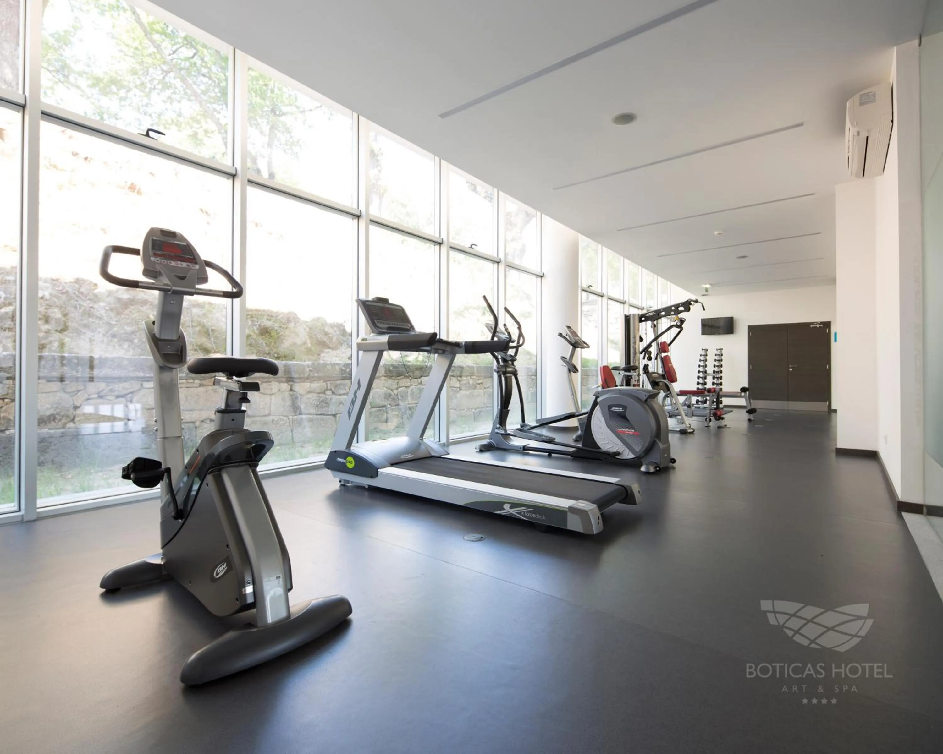 Fitness centre/facilities in Boticas Hotel Art & SPA