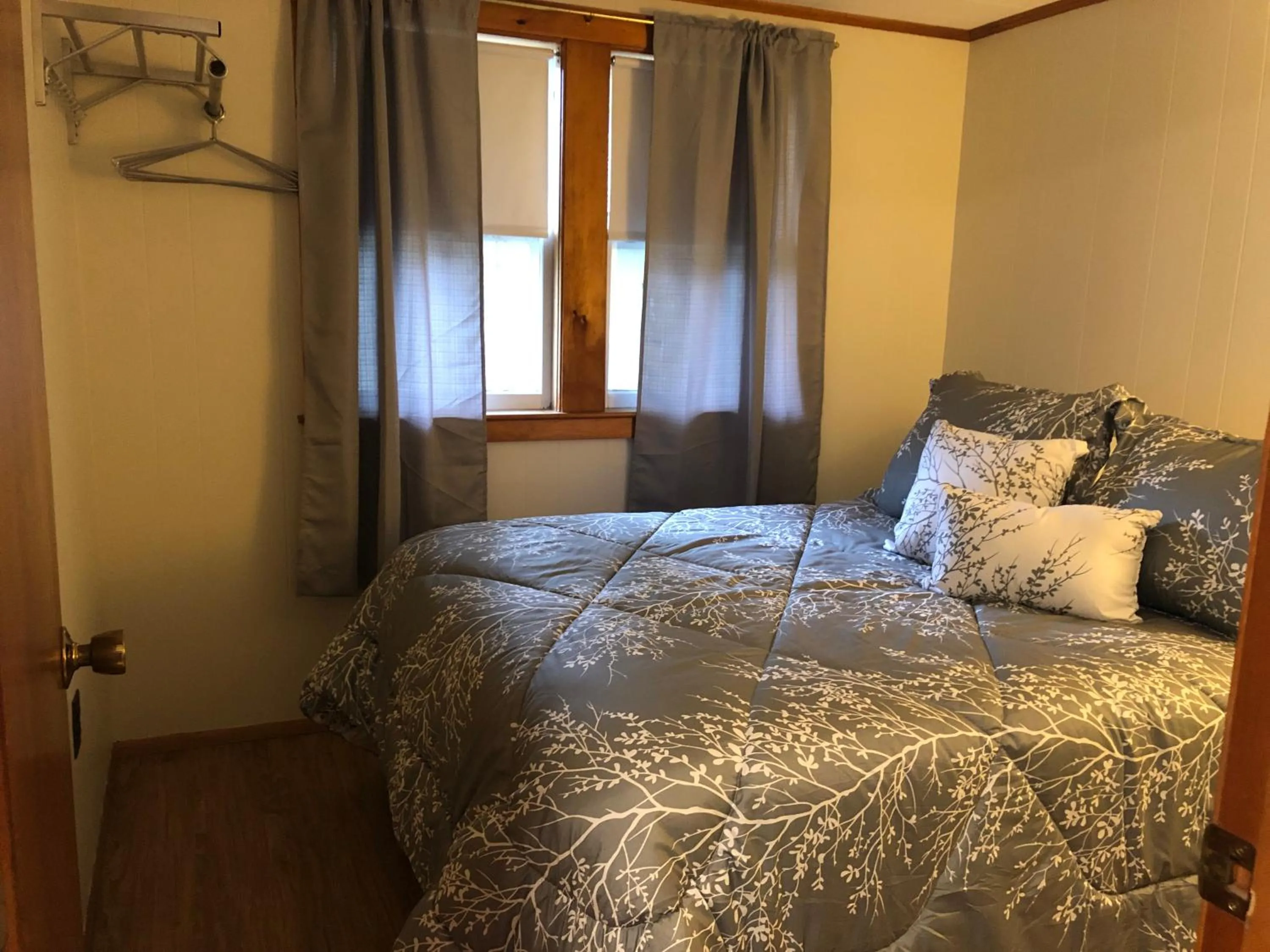 Bedroom in Marcotte Motor Court