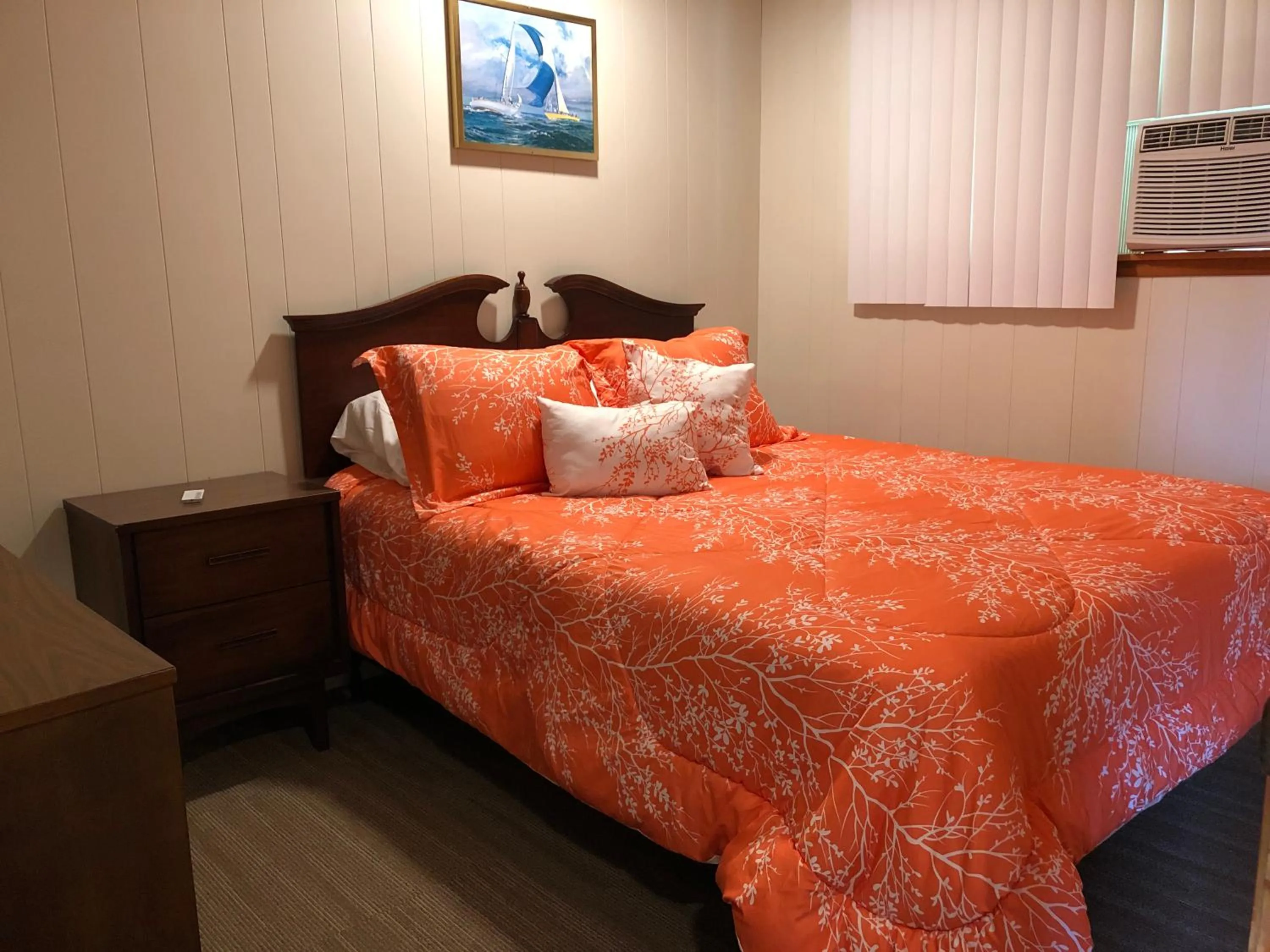 Bedroom in Marcotte Motor Court