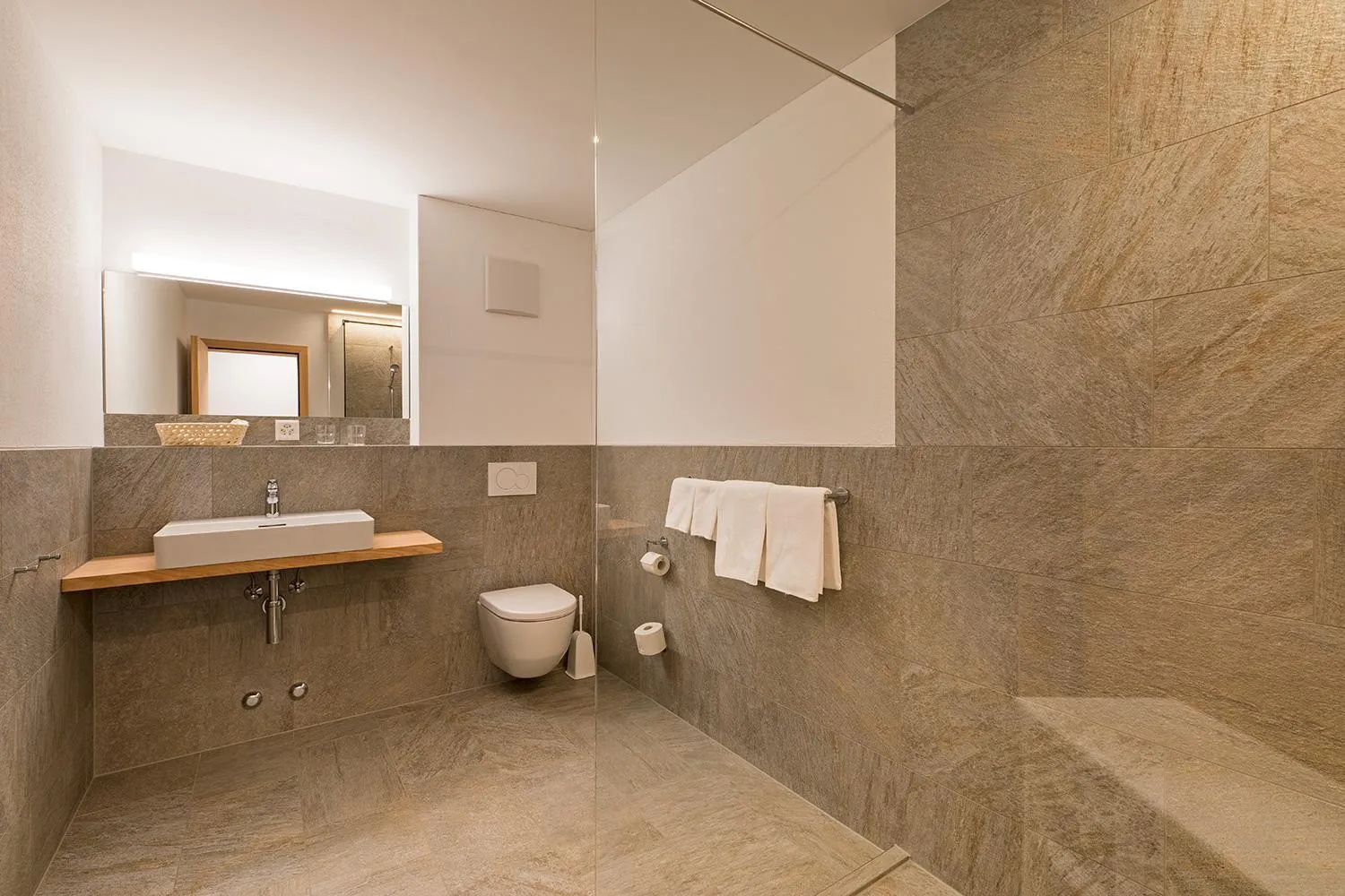 Bathroom in Hotel Saluver