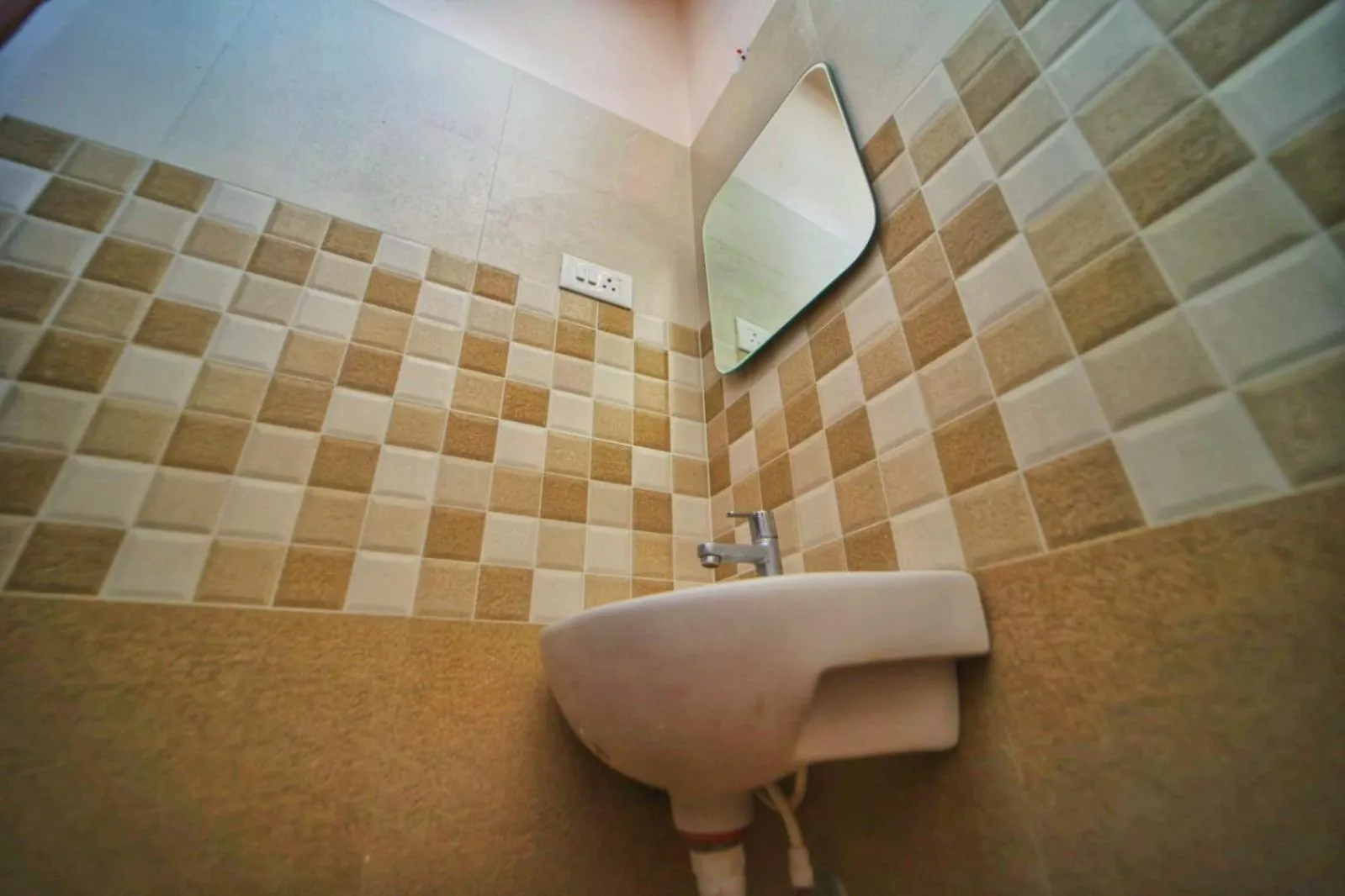Bathroom in CM Stays Service Apartment - Near Chennai Airport - Pallavaram