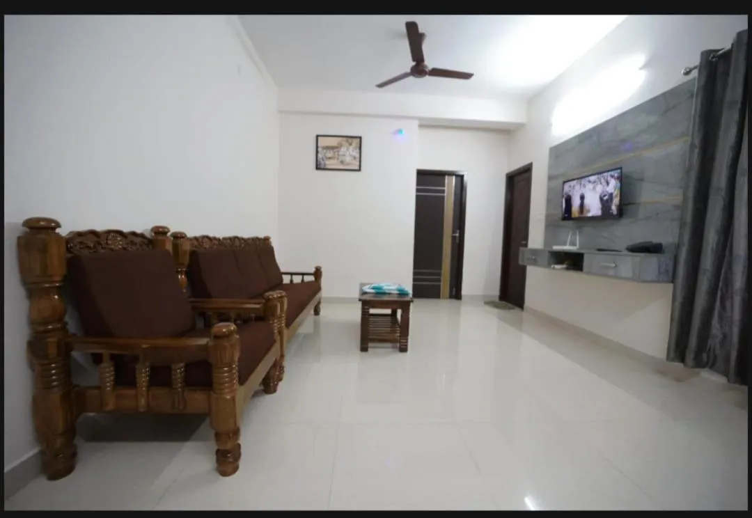 TV and multimedia in CM Stays Service Apartment - Near Chennai Airport - Pallavaram