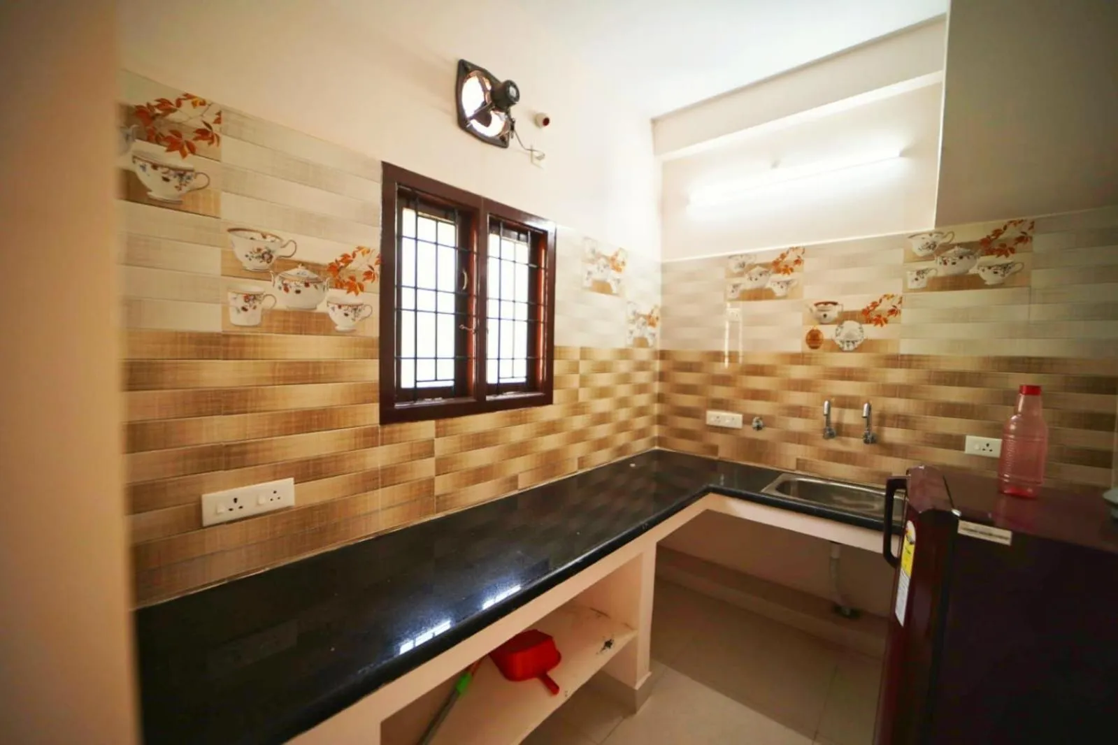 kitchen in CM Stays Service Apartment - Near Chennai Airport - Pallavaram