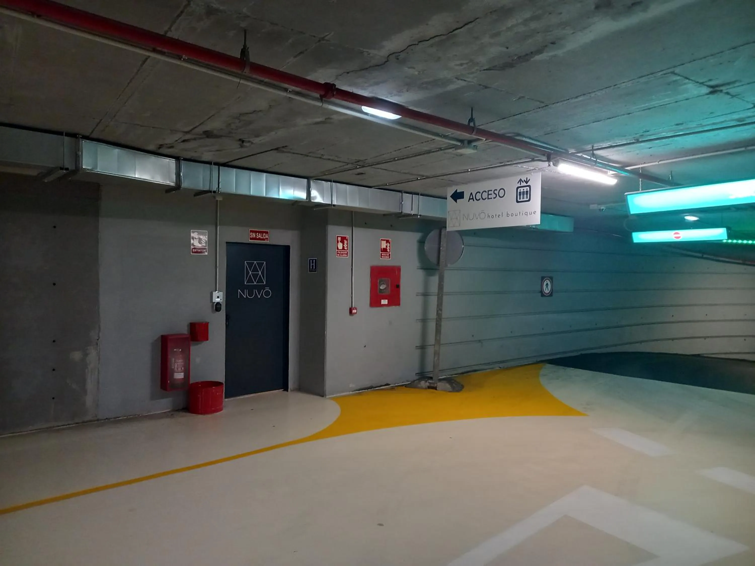 Parking in Nuvō Hotel Boutique