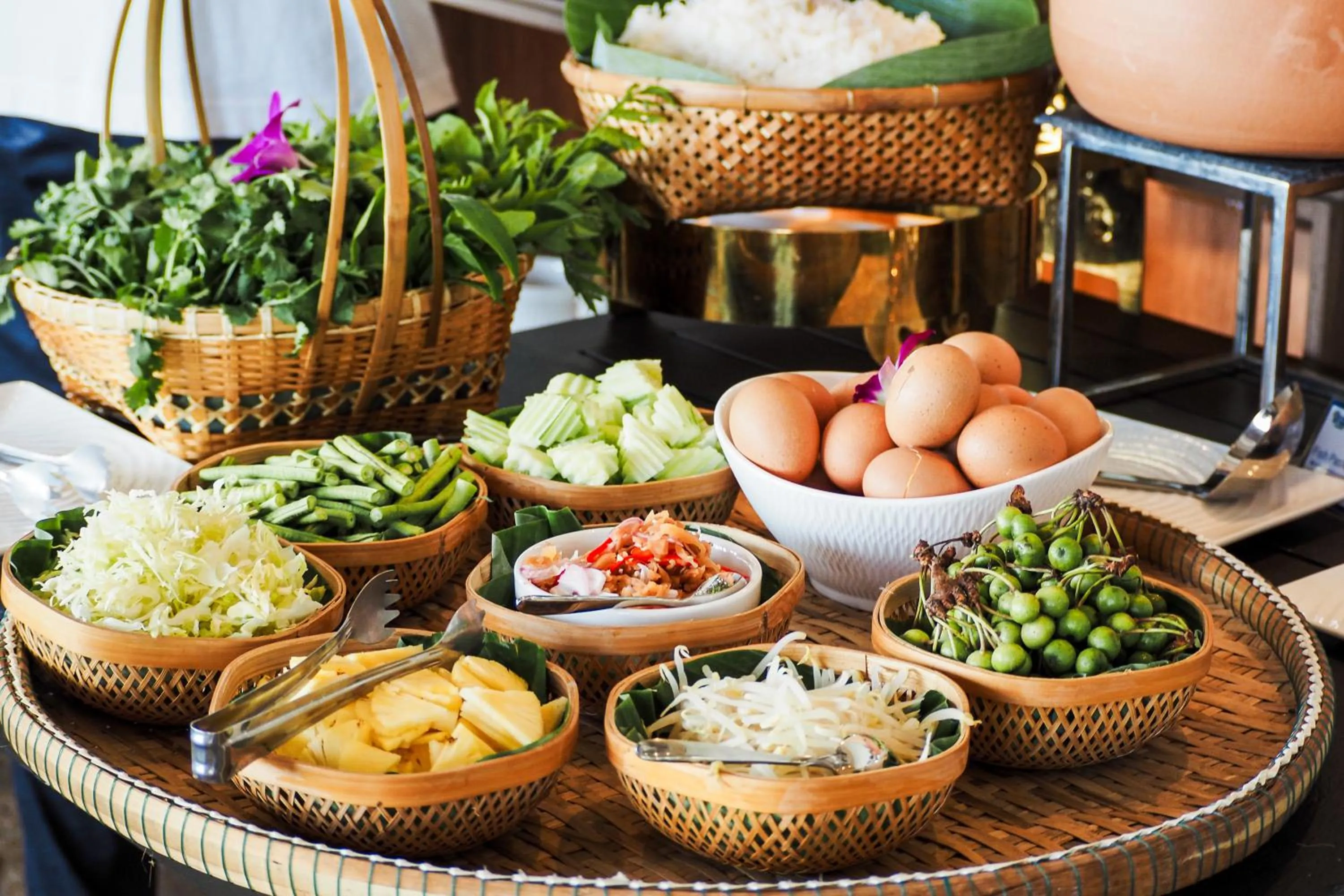 Restaurant/places to eat in Beyond Skywalk Nangshi