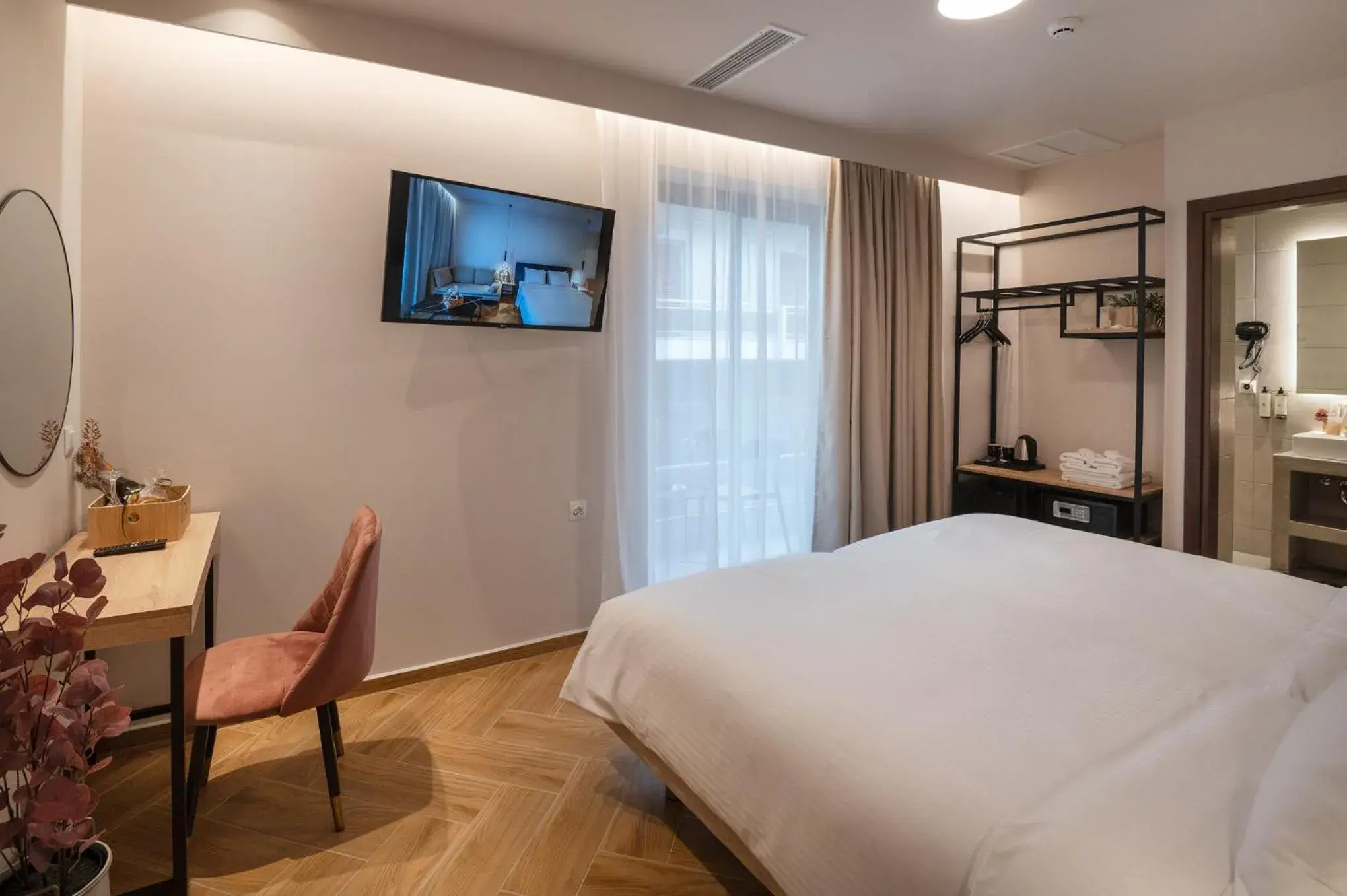 Superior Double or Twin Room with City View in IRA - ΗΡΑ Hotel Superior Double or Twin Room with City View in IRA - ΗΡΑ Hotel