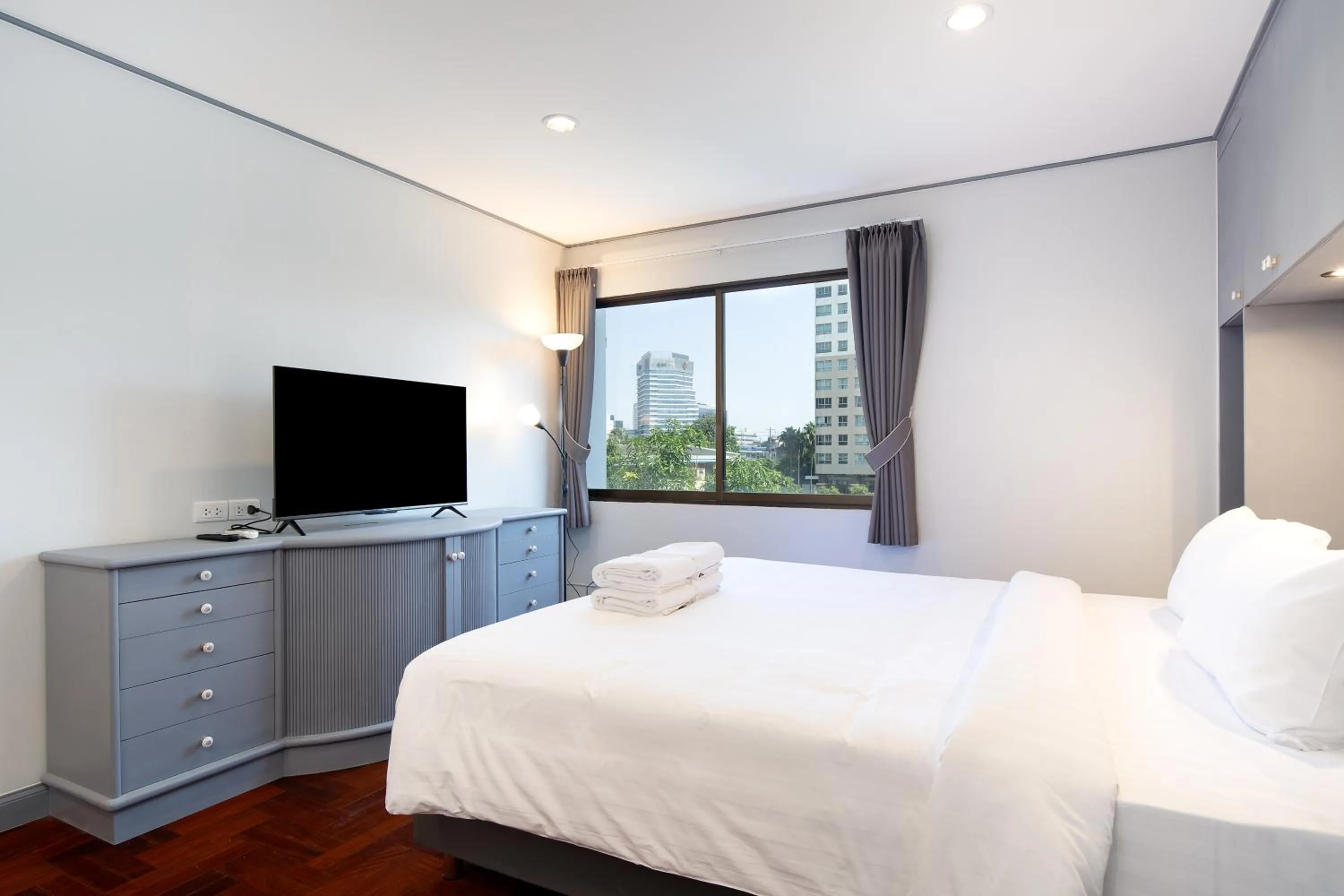 Bed in Capitel Rama 4