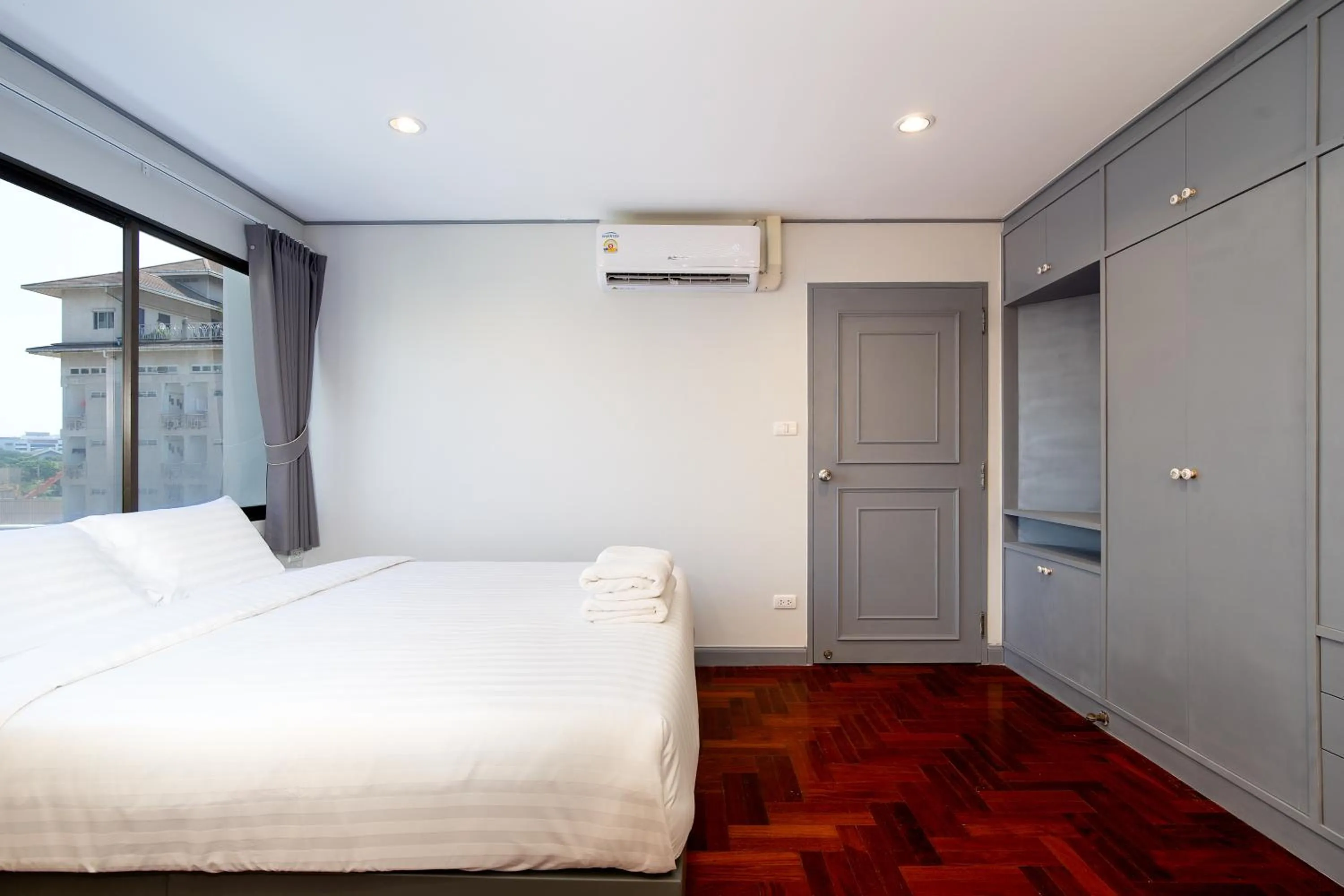 Bed in Capitel Rama 4