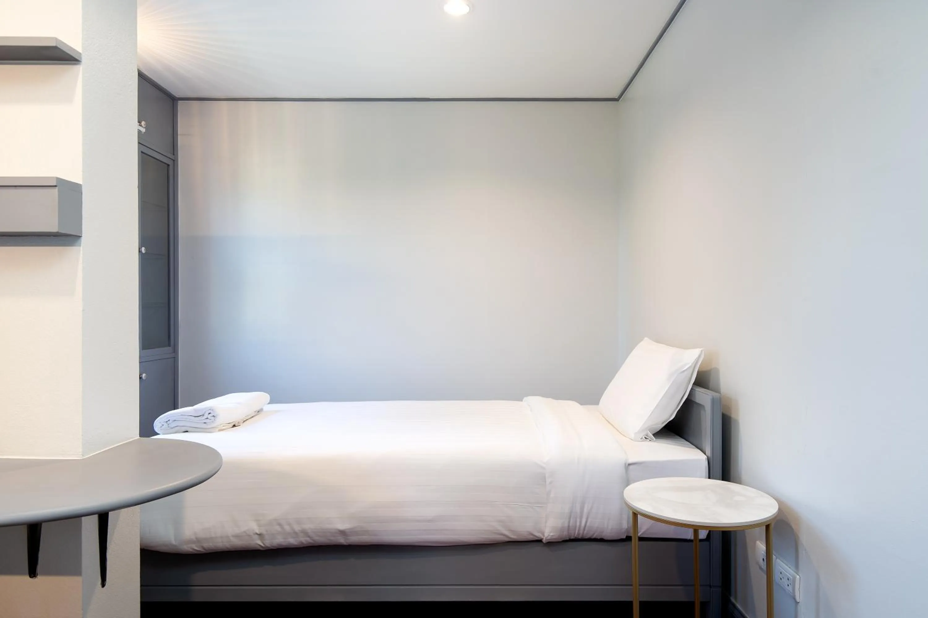 Bed in Capitel Rama 4