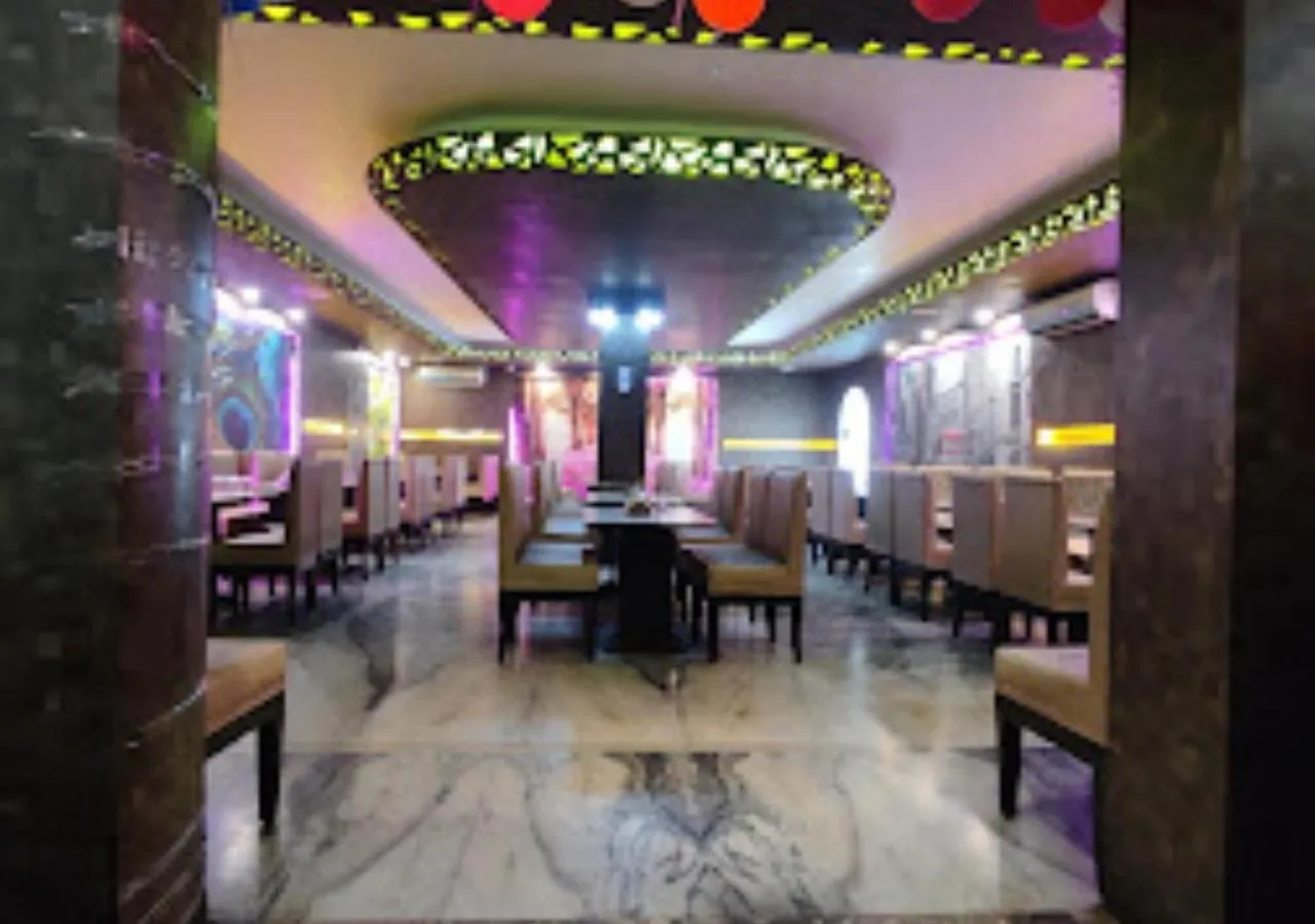Restaurant/places to eat in Hotel R.K.Palace Jharkhand