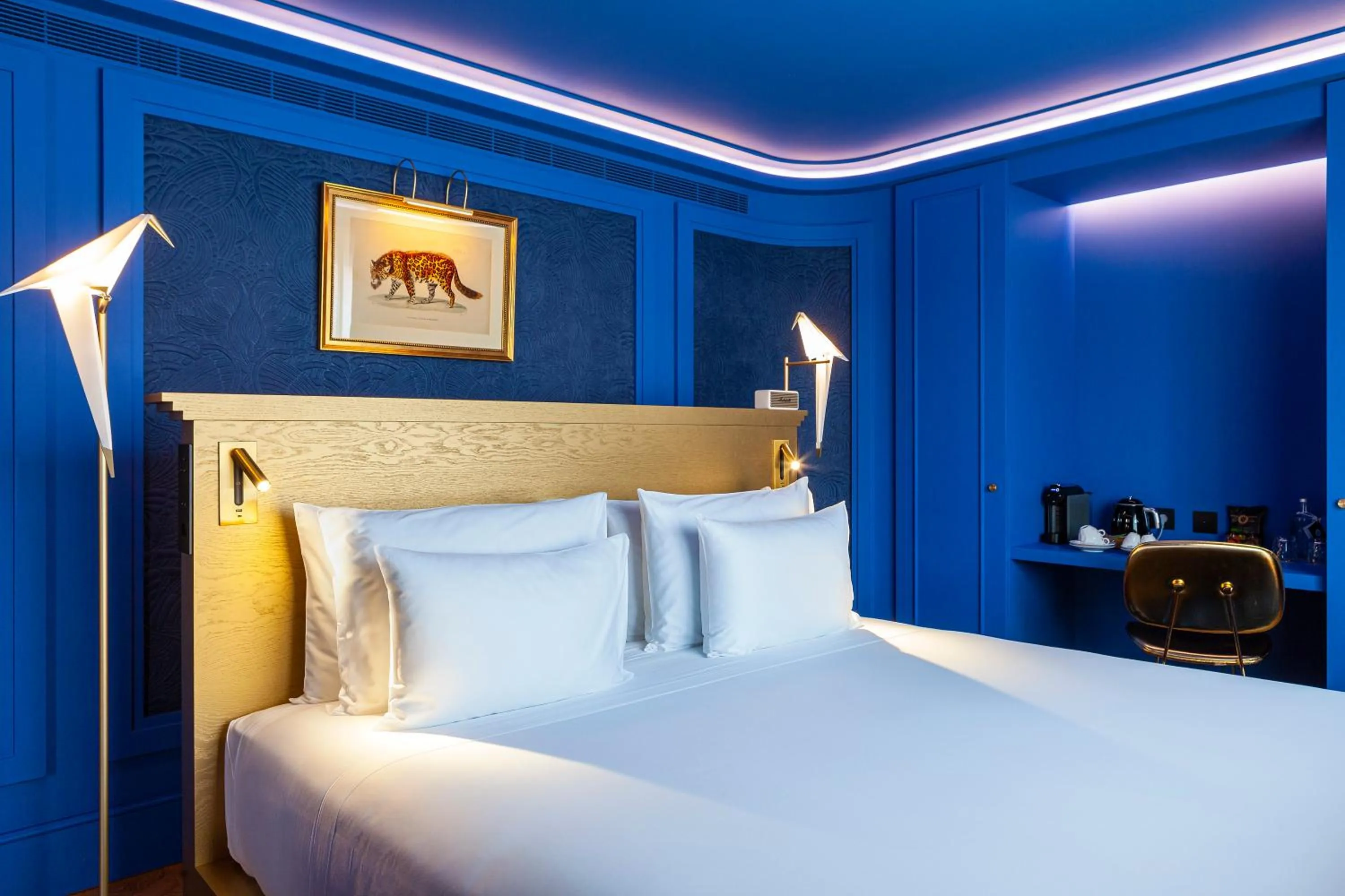 Decorative detail, Bed in Art Legacy Hotel Baixa-Chiado