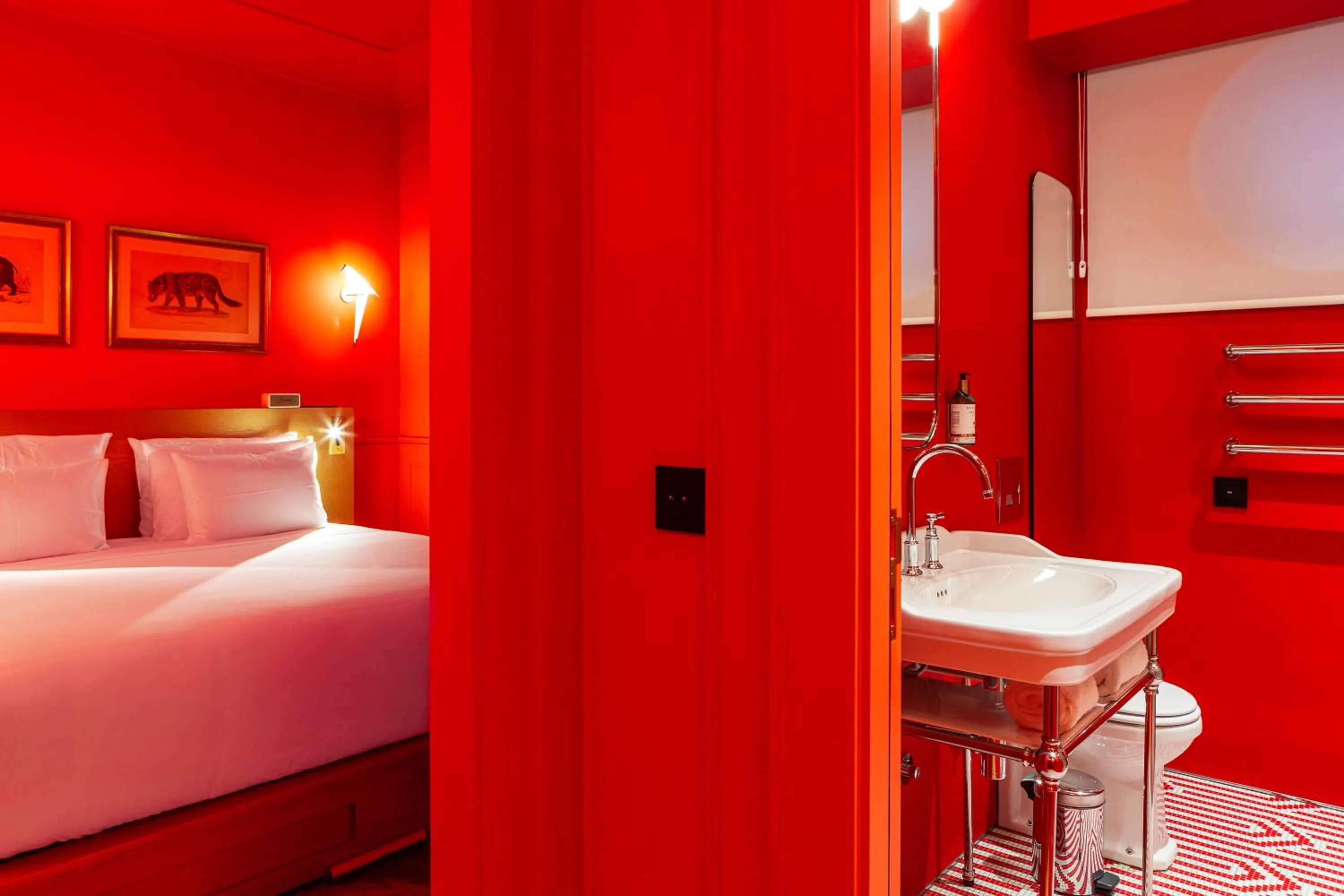 Bathroom, Bed in Art Legacy Hotel Baixa-Chiado