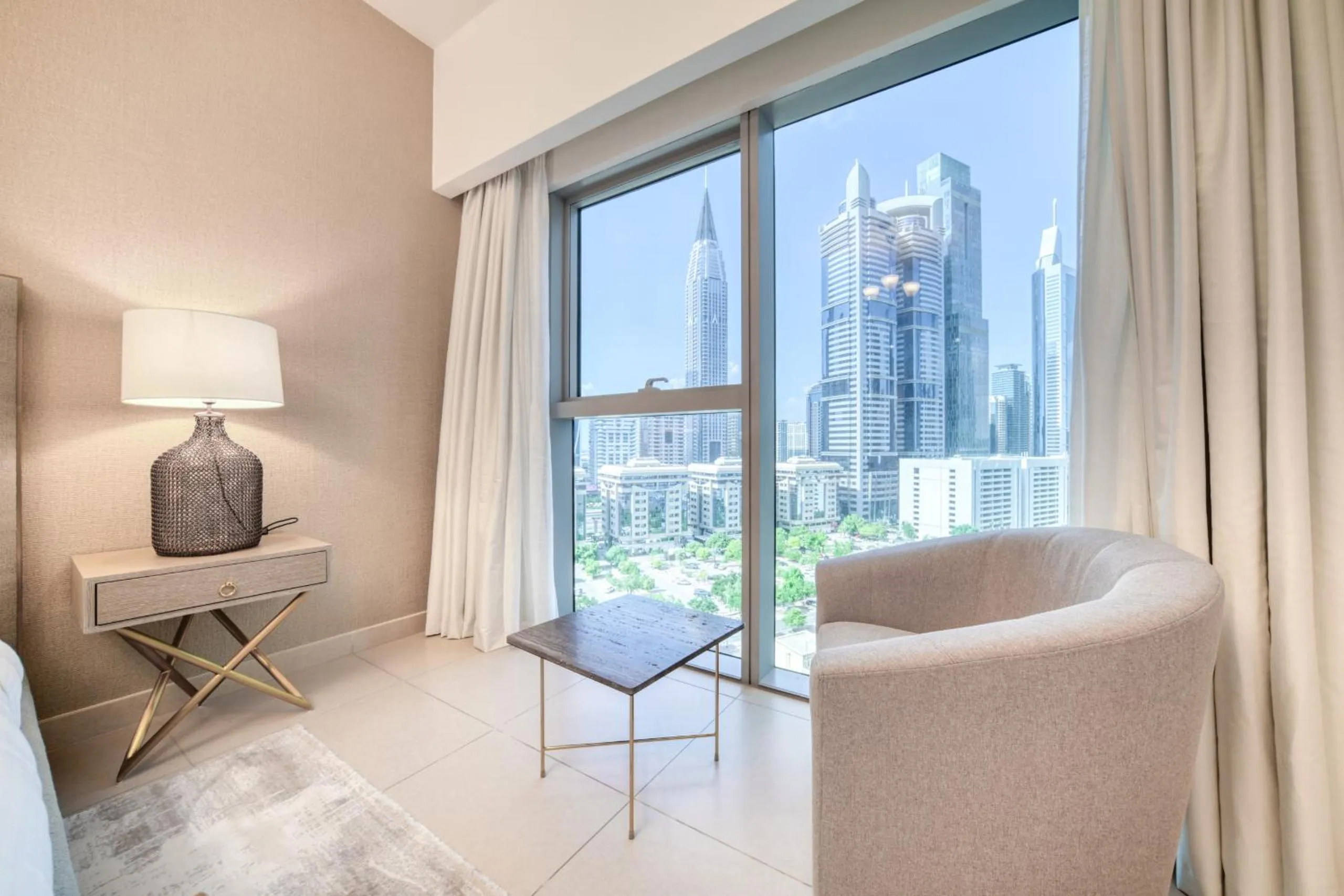 Central Park Towers, City View - DIFC - Mint Stay