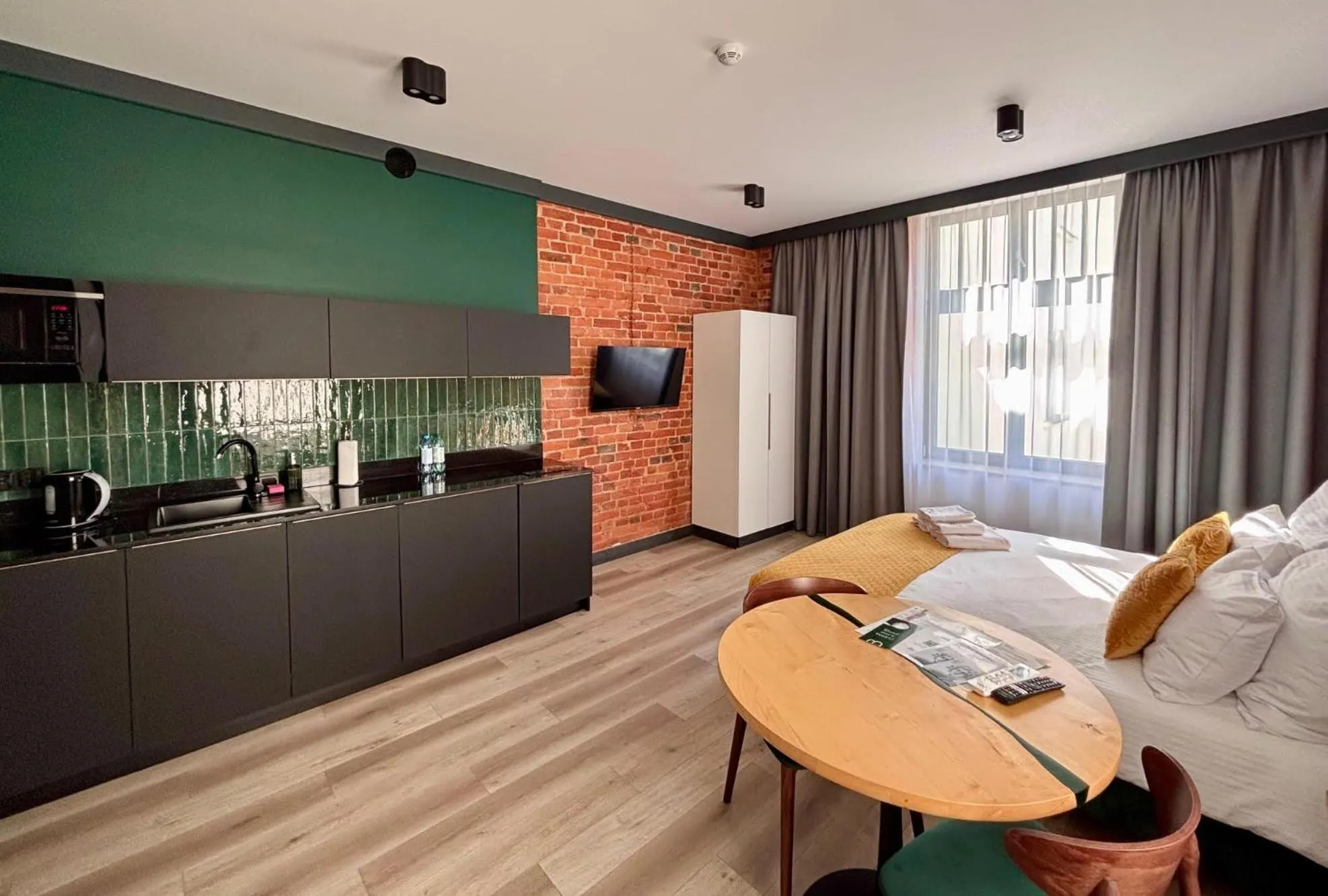 Photo of the whole room, Bed in Apartamenty BIBLIO