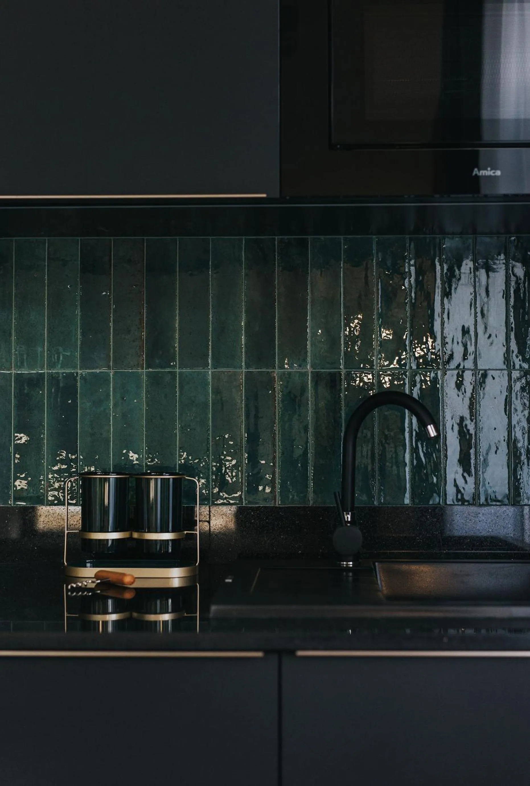 Kitchen or kitchenette in Apartamenty BIBLIO