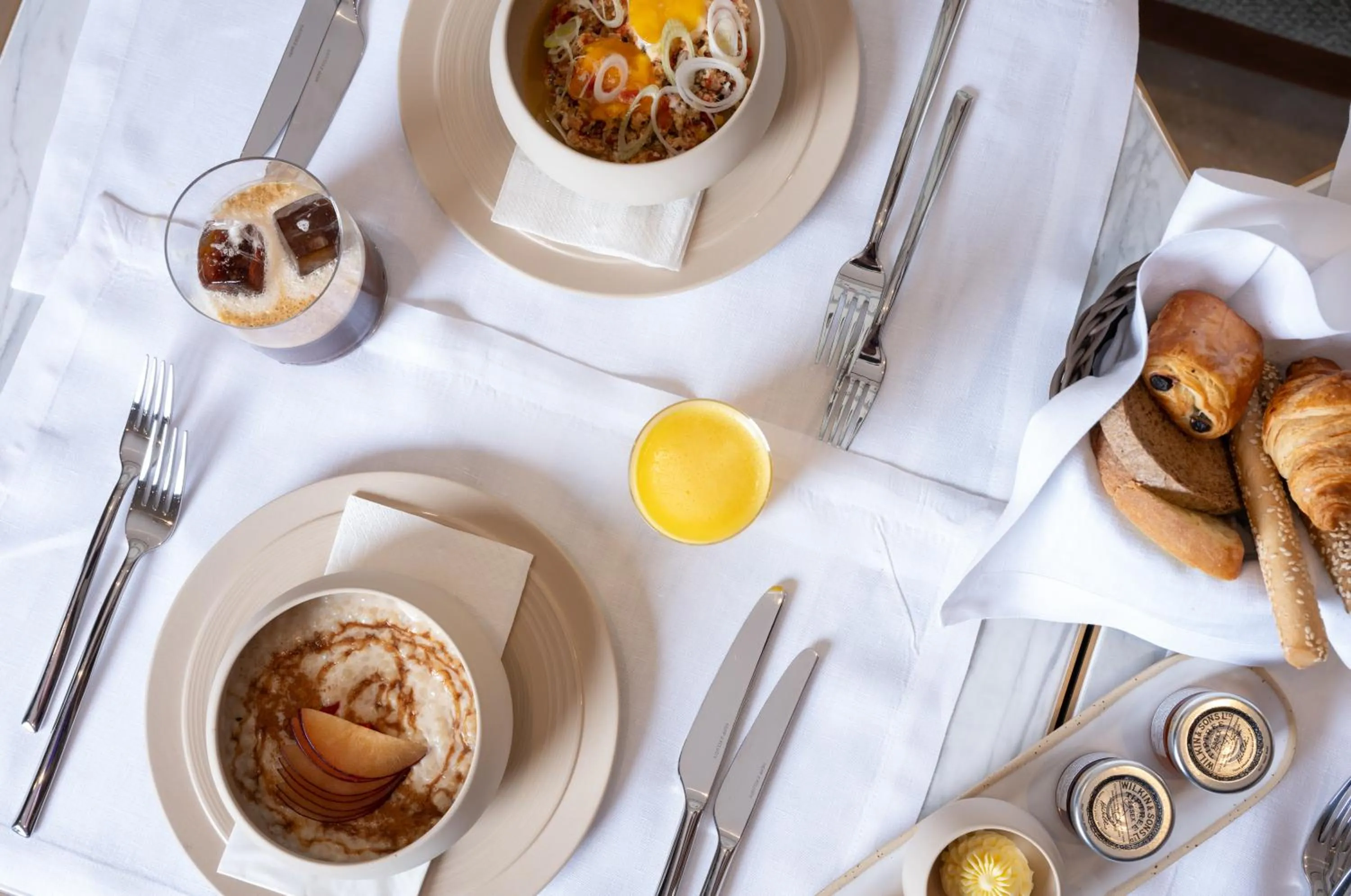 Breakfast in Mitsis N'U Piraeus Port