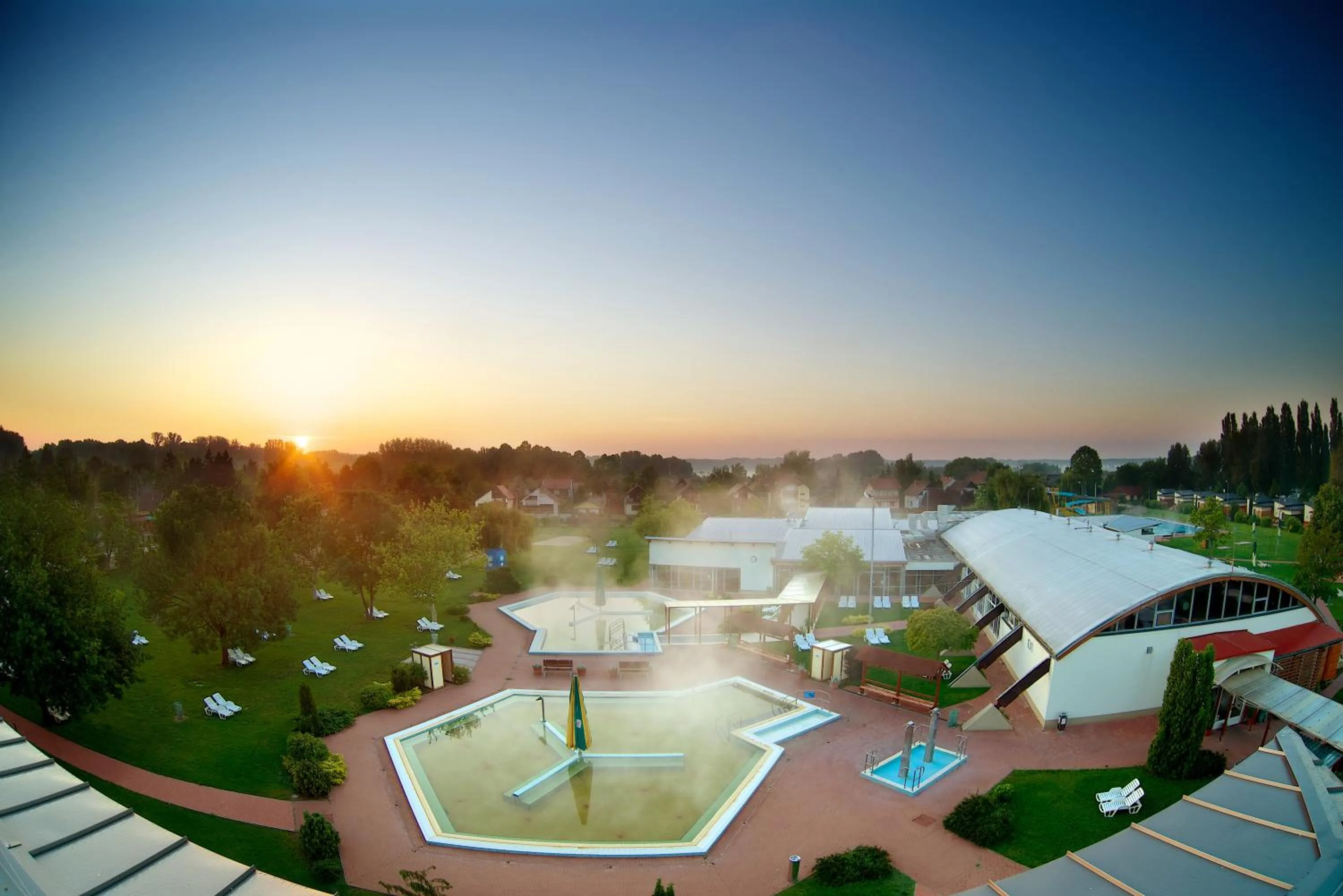 Pool view in Barack Thermal Hotel and Spa