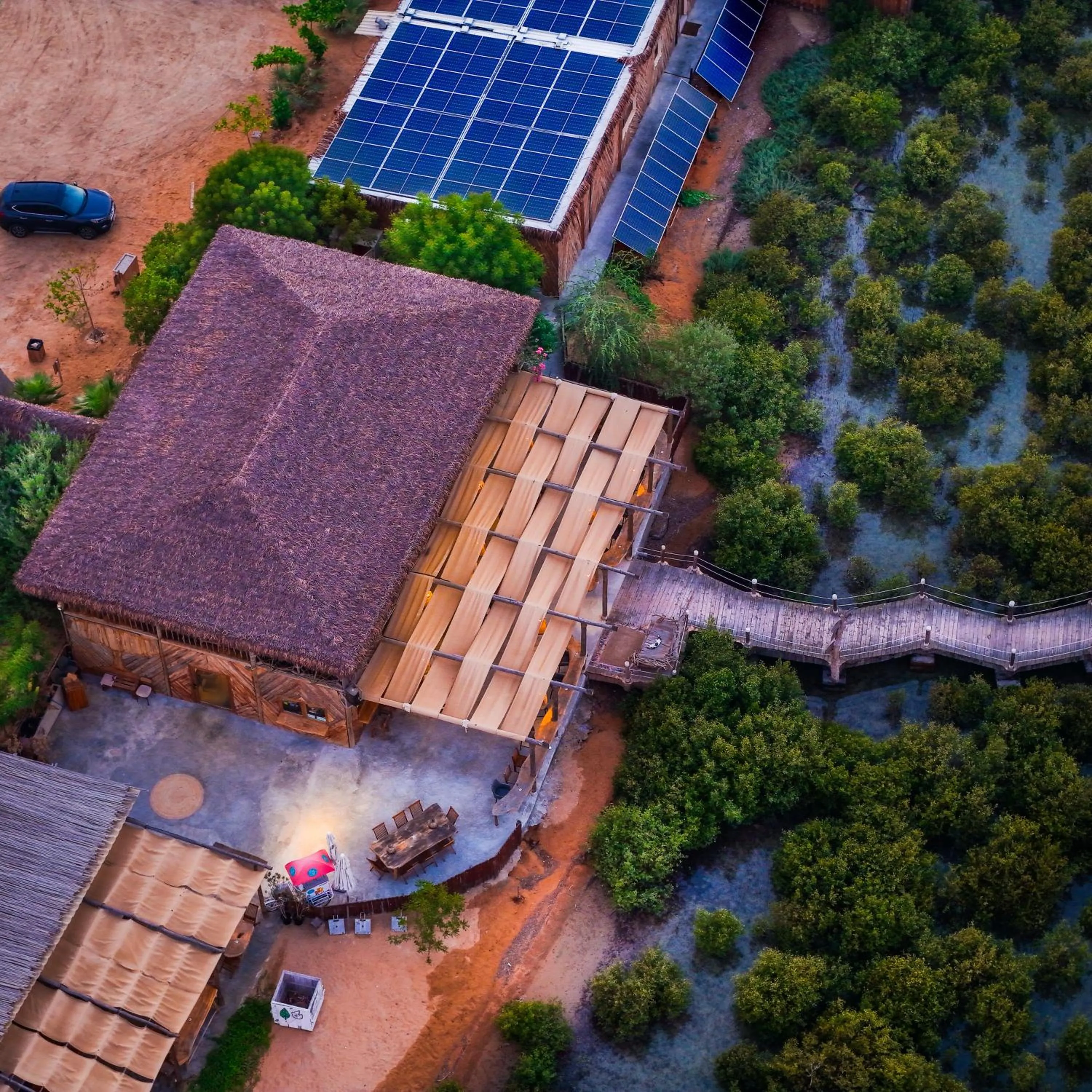 Restaurant/places to eat in Casa Mikoko Resort