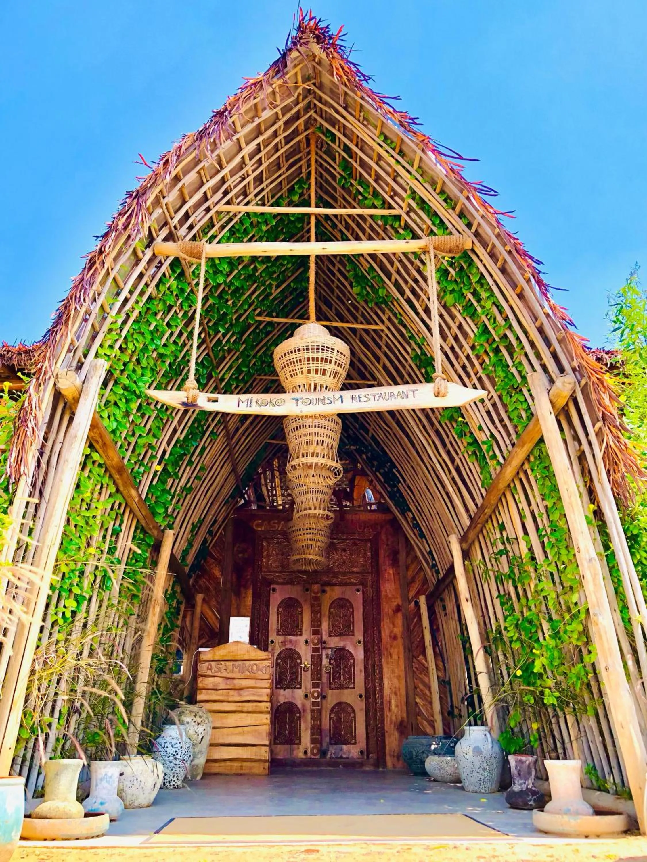 Restaurant/places to eat in Casa Mikoko Resort