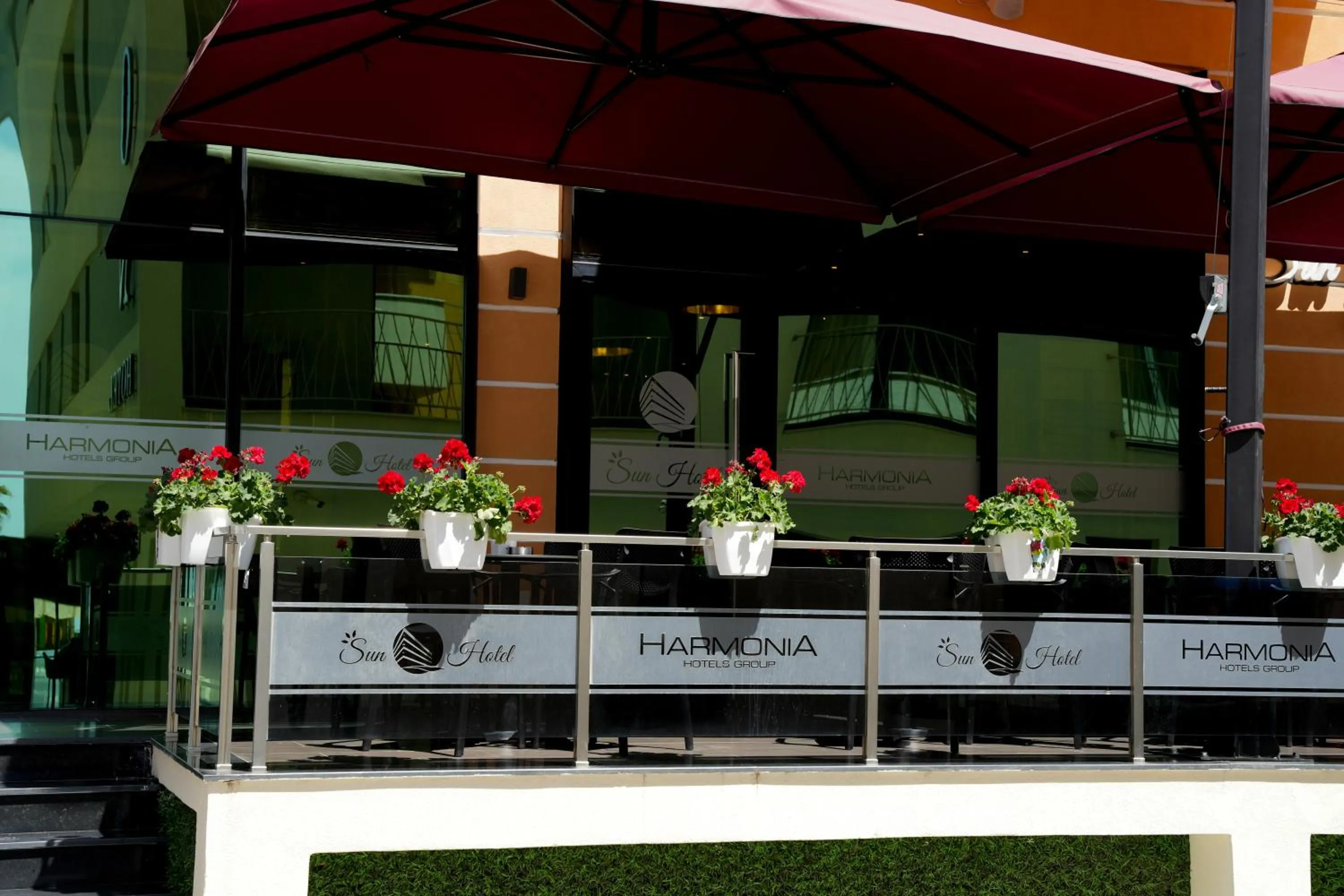 Property building in Sun Hotel