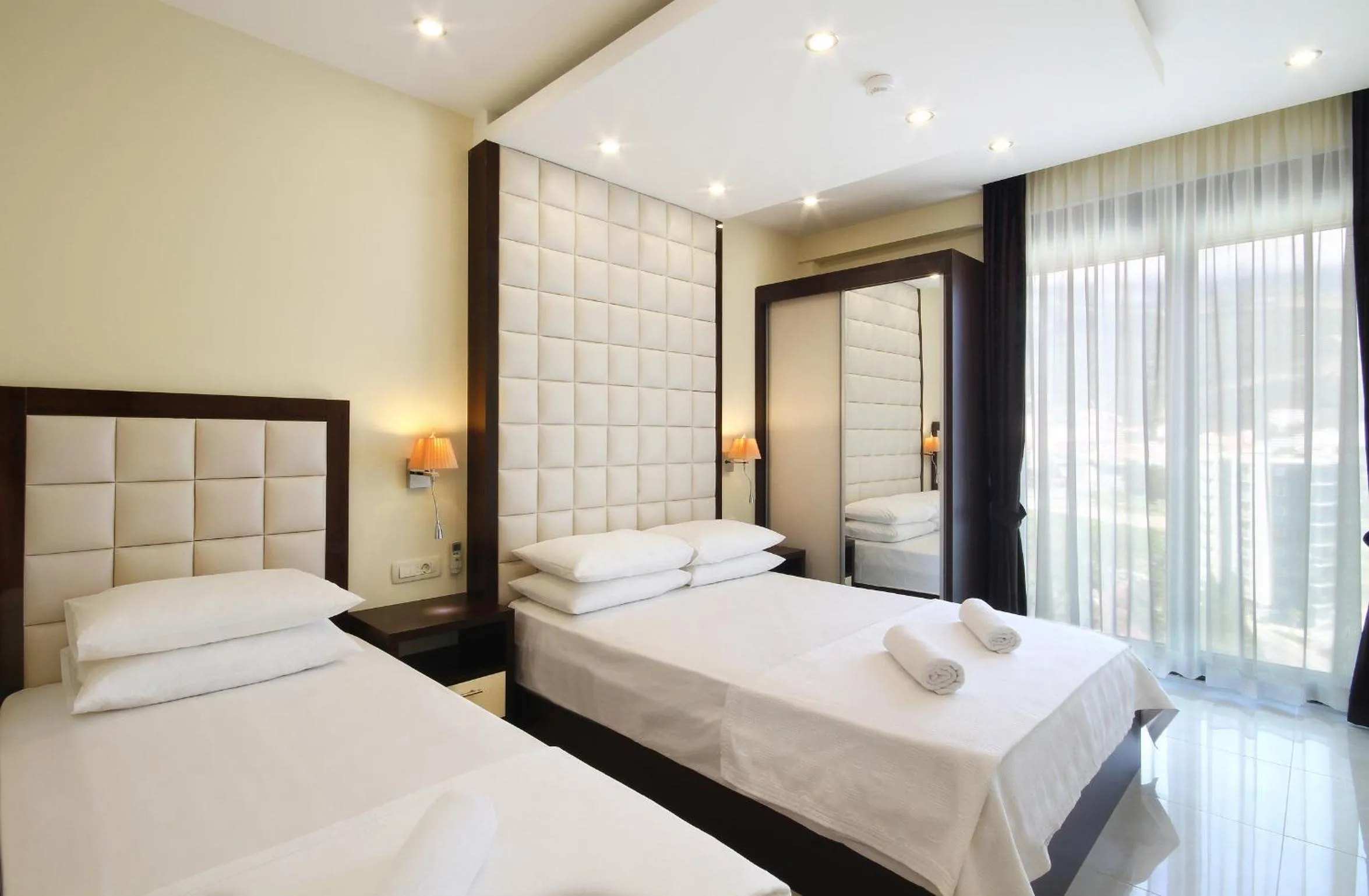 Bed in Shine residence