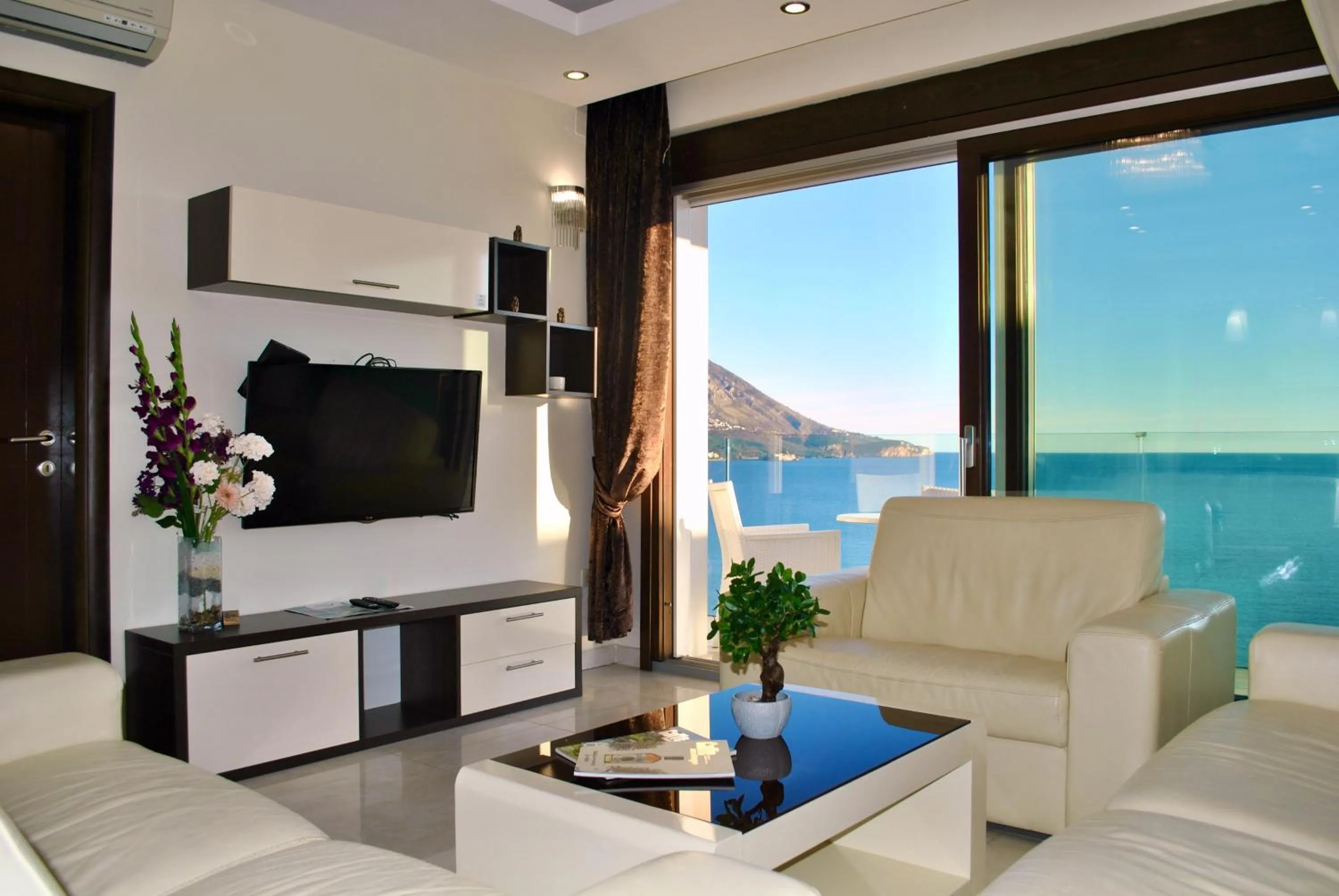 Property building in Shine residence