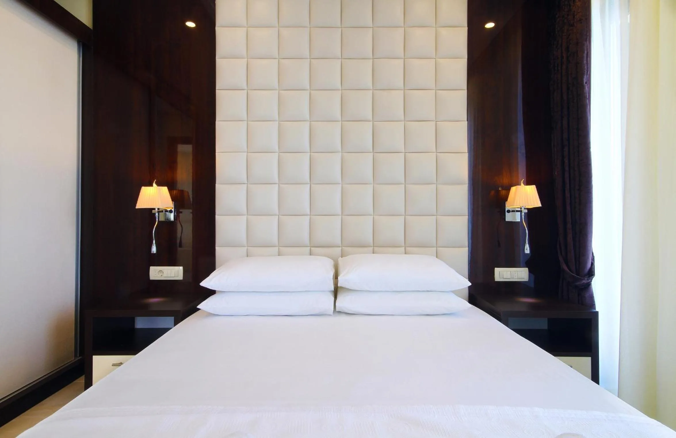 Bed in Shine residence