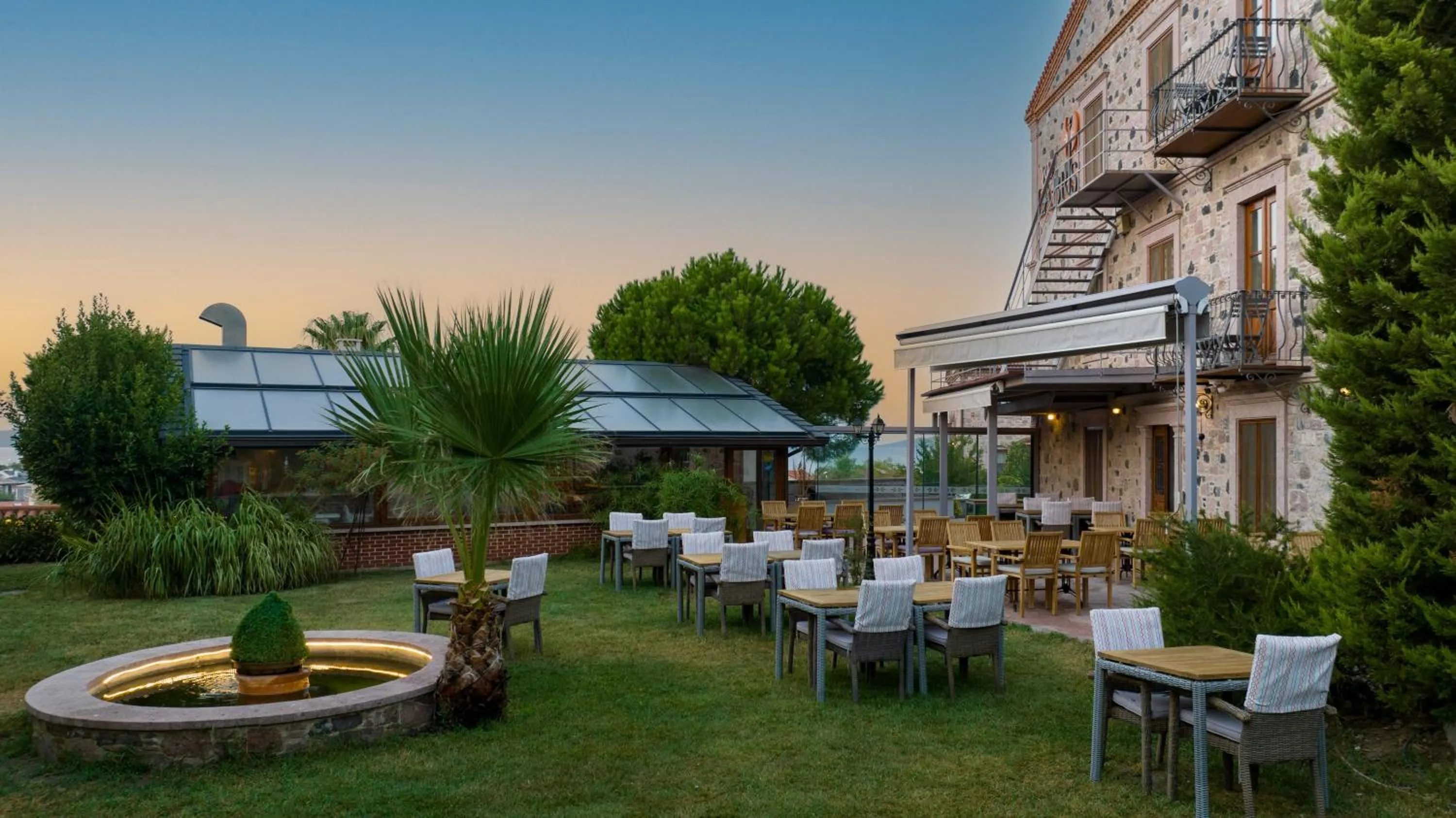 Garden in Cunda Labris Hotel